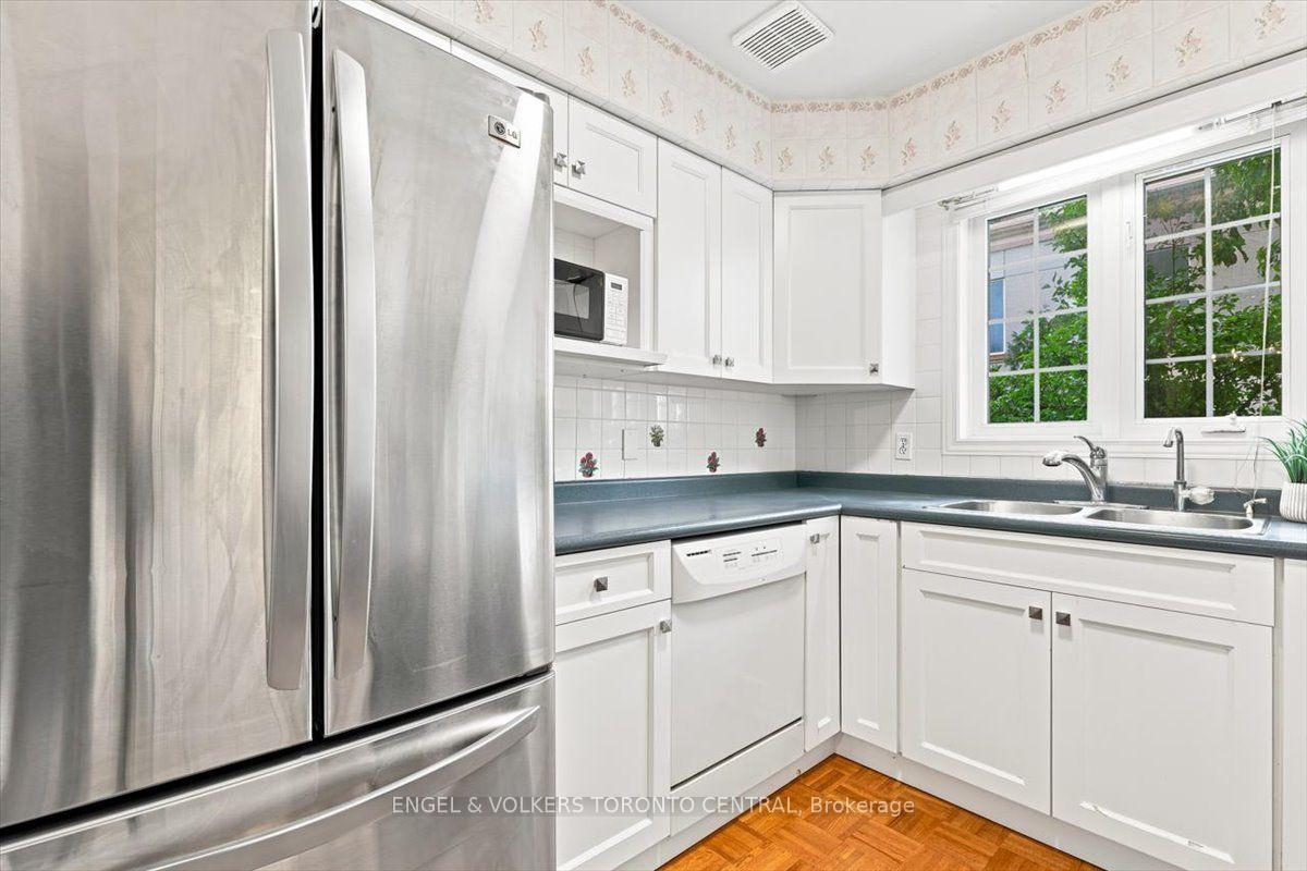 Photo 9 of Unit 16, 229 Baker Street, Waterloo, Westvale — HOMEH