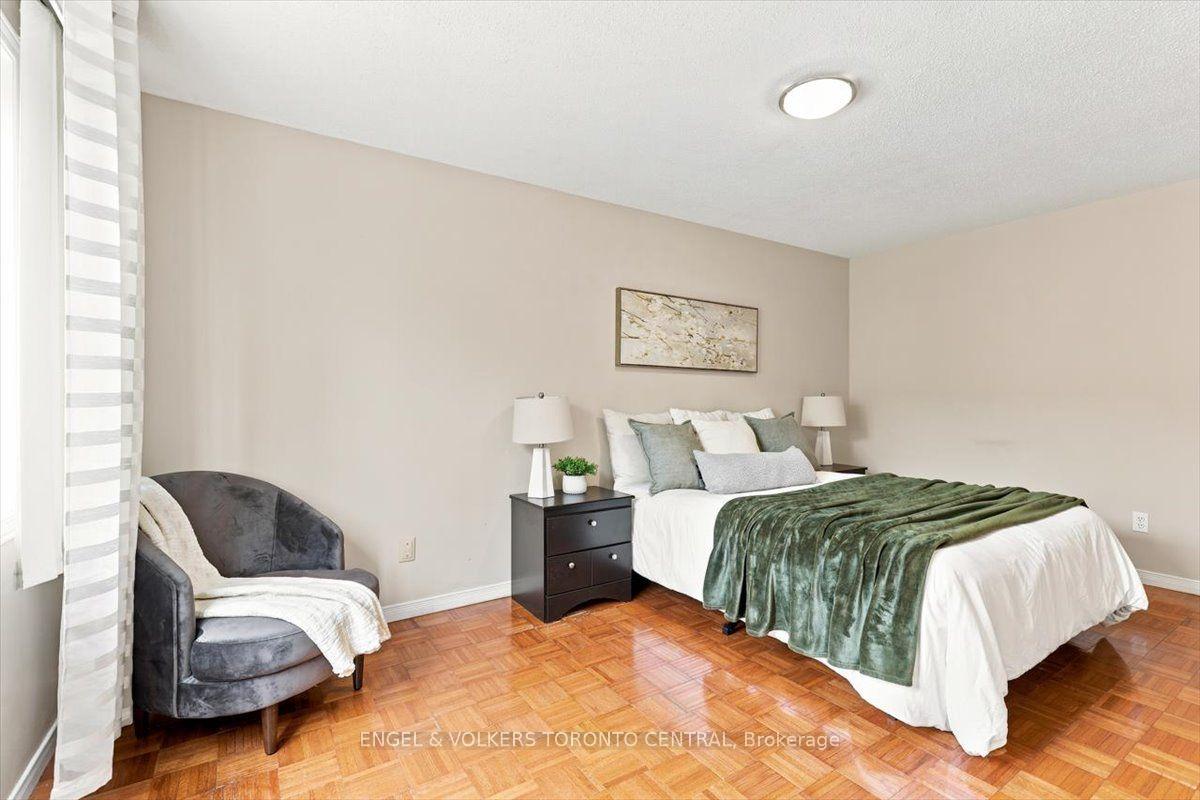 Photo 17 of Unit 16, 229 Baker Street, Waterloo, Westvale — HOMEH
