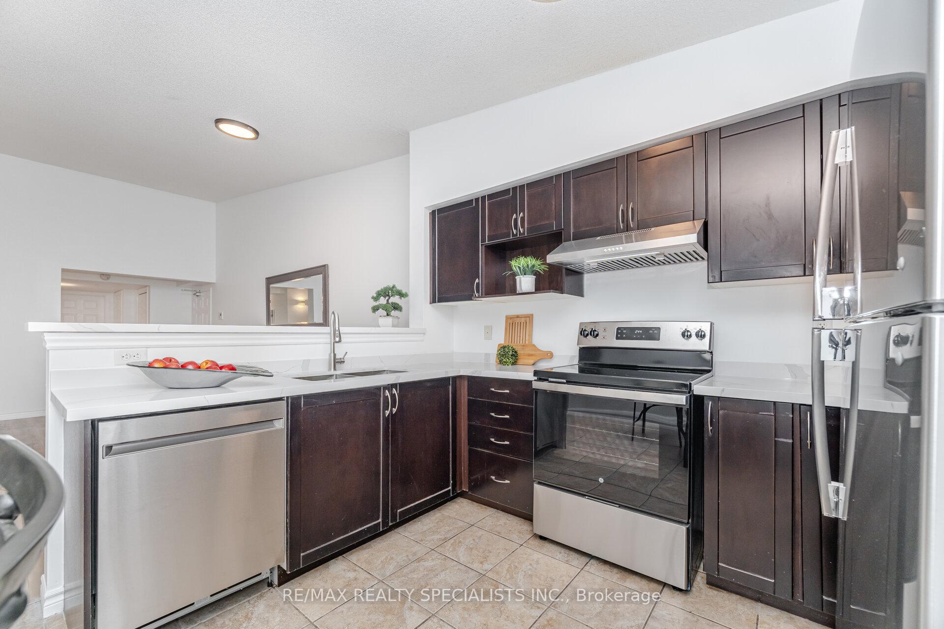Photo 15 of Unit 412, 1350 Main Street E, Milton, Dempsey — HOMEH