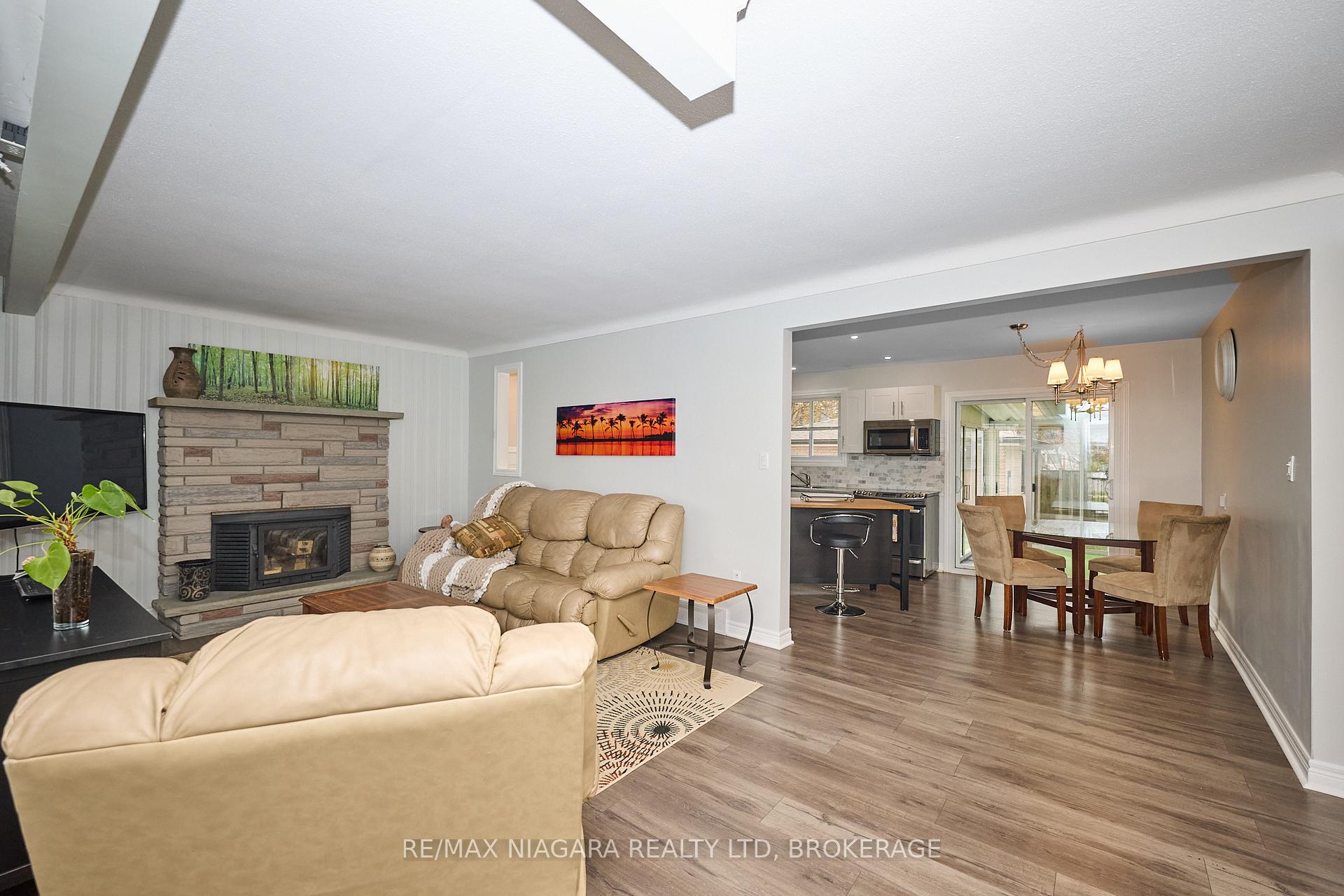 Photo 6 of 25 Rice Road, Welland, N. Welland — HOMEH