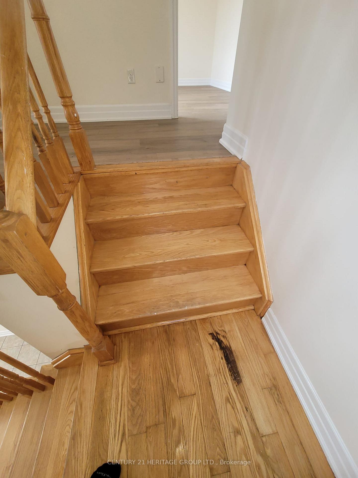 Photo 2 of 12 Bardawill Avenue, Georgina, Keswick South — HOMEH