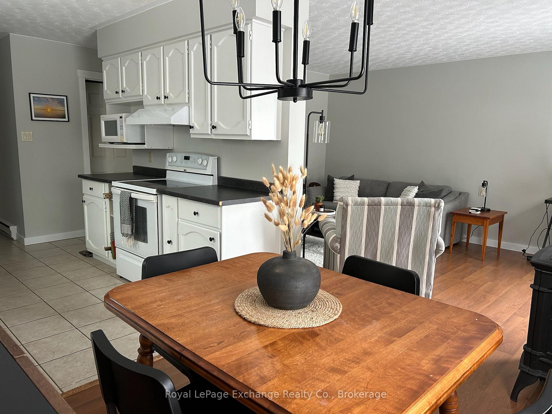 Photo 19 of 792 Mackendrick Drive, Kincardine — HOMEH