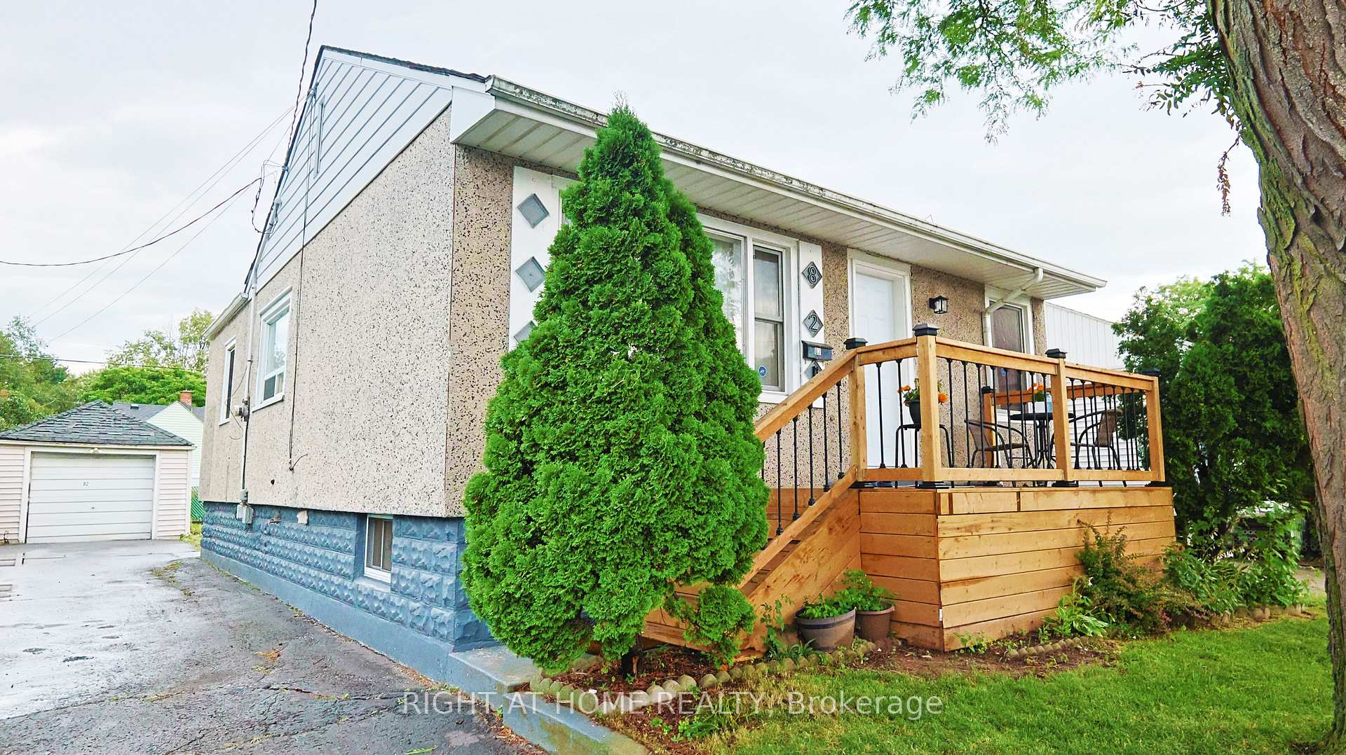 Front of 82 Normanhurst Avenue