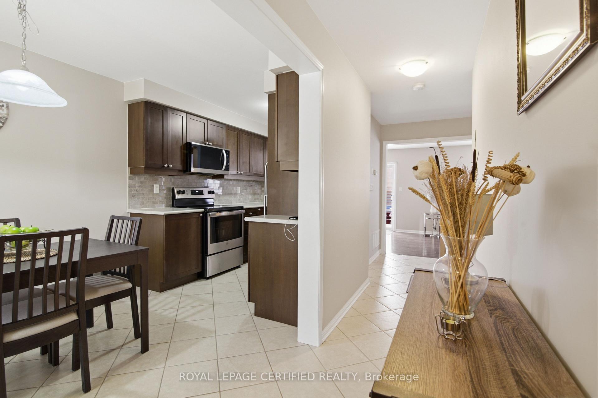 Photo 2 of 39 Van Fleet Terrace, Milton, Harrison — HOMEH
