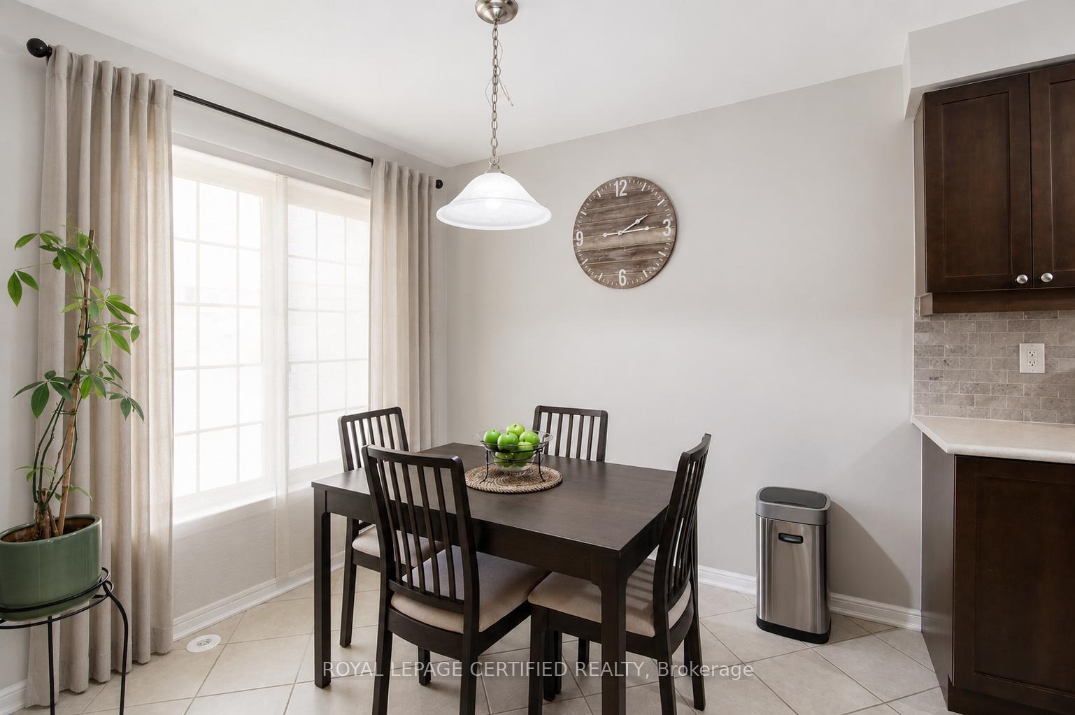 Photo 3 of 39 Van Fleet Terrace, Milton, Harrison — HOMEH