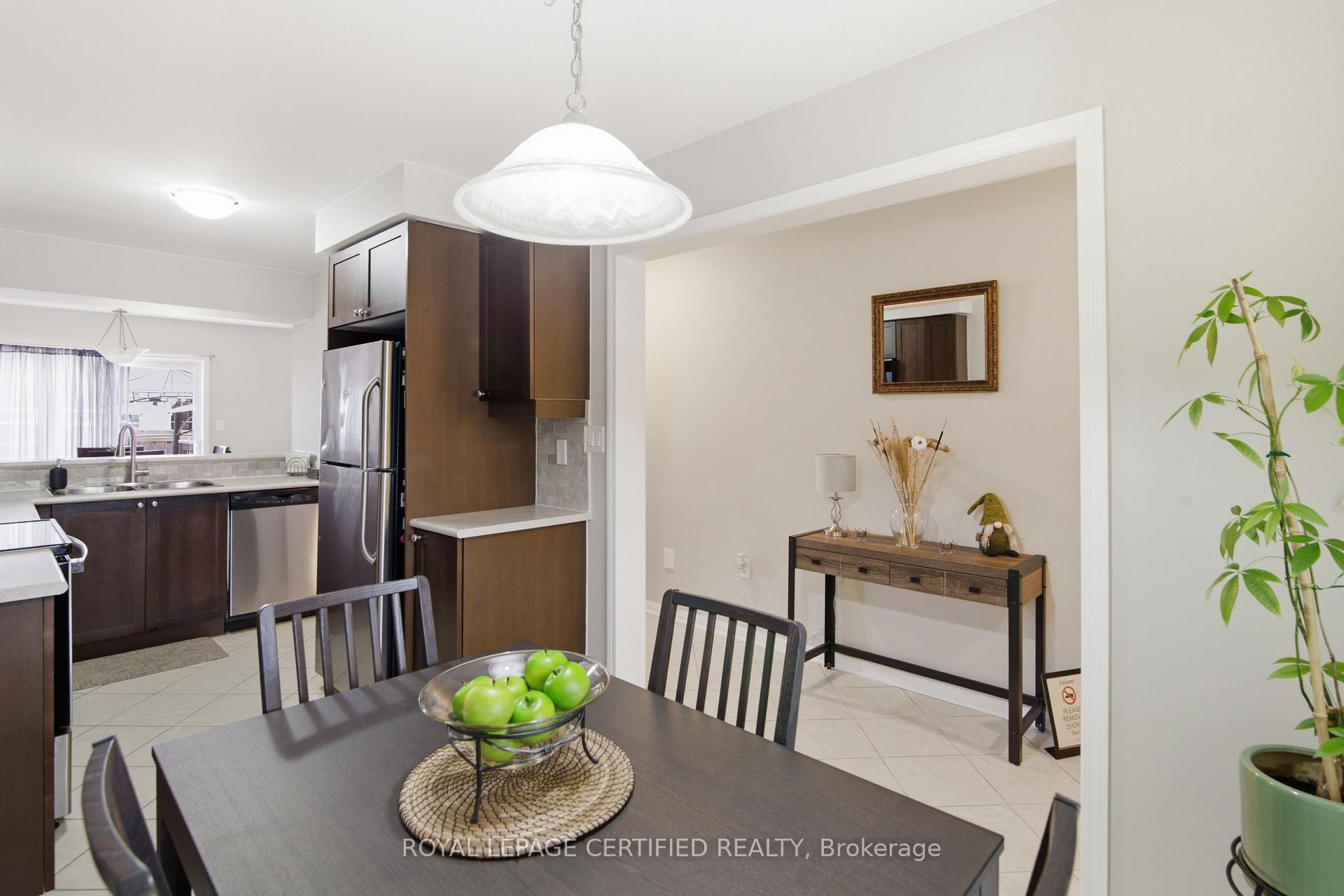 Photo 4 of 39 Van Fleet Terrace, Milton, Harrison — HOMEH