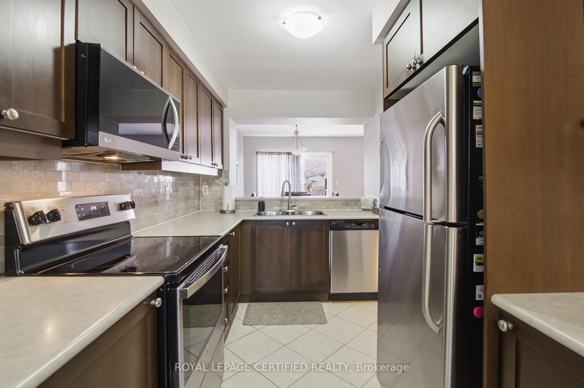 Photo 5 of 39 Van Fleet Terrace, Milton, Harrison — HOMEH