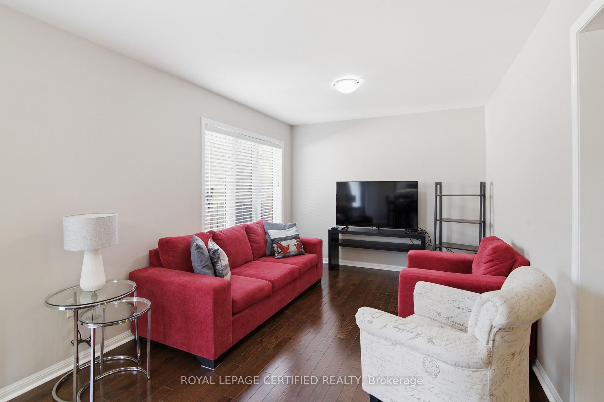 Photo 10 of 39 Van Fleet Terrace, Milton, Harrison — HOMEH
