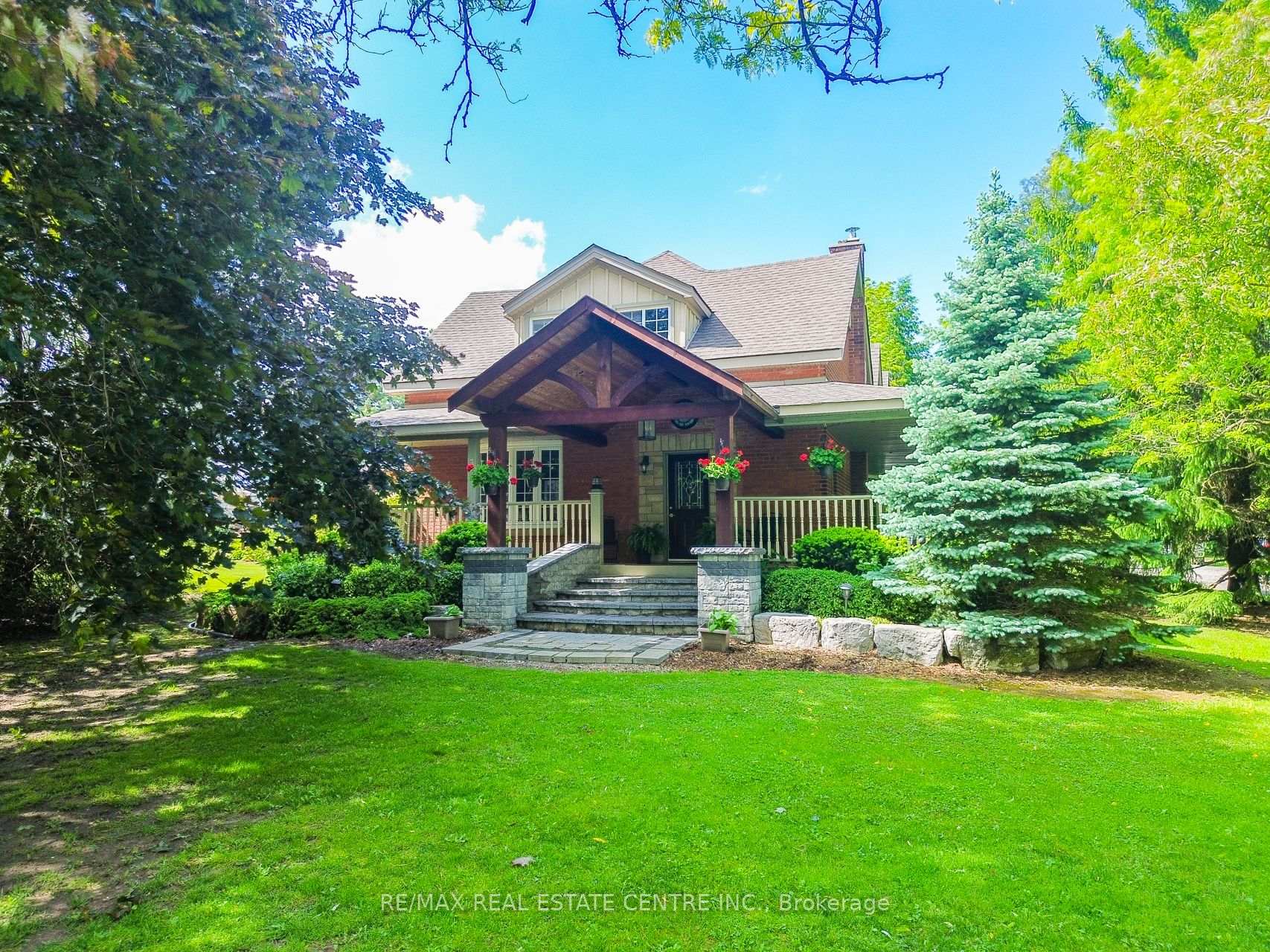 Photo 53 of 875 Safari Road, Hamilton, Rural Flamborough — HOMEH