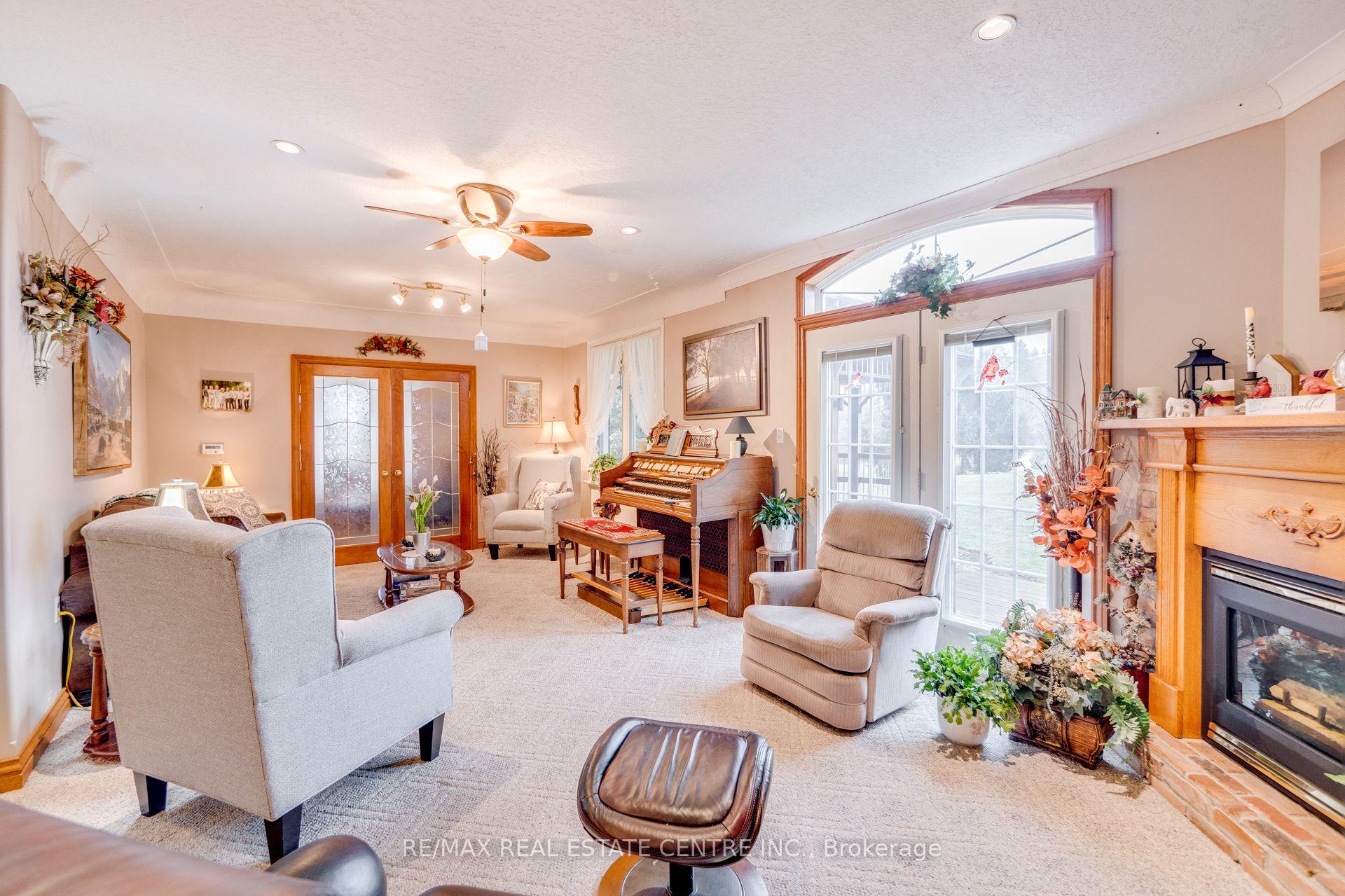 Photo 64 of 875 Safari Road, Hamilton, Rural Flamborough — HOMEH