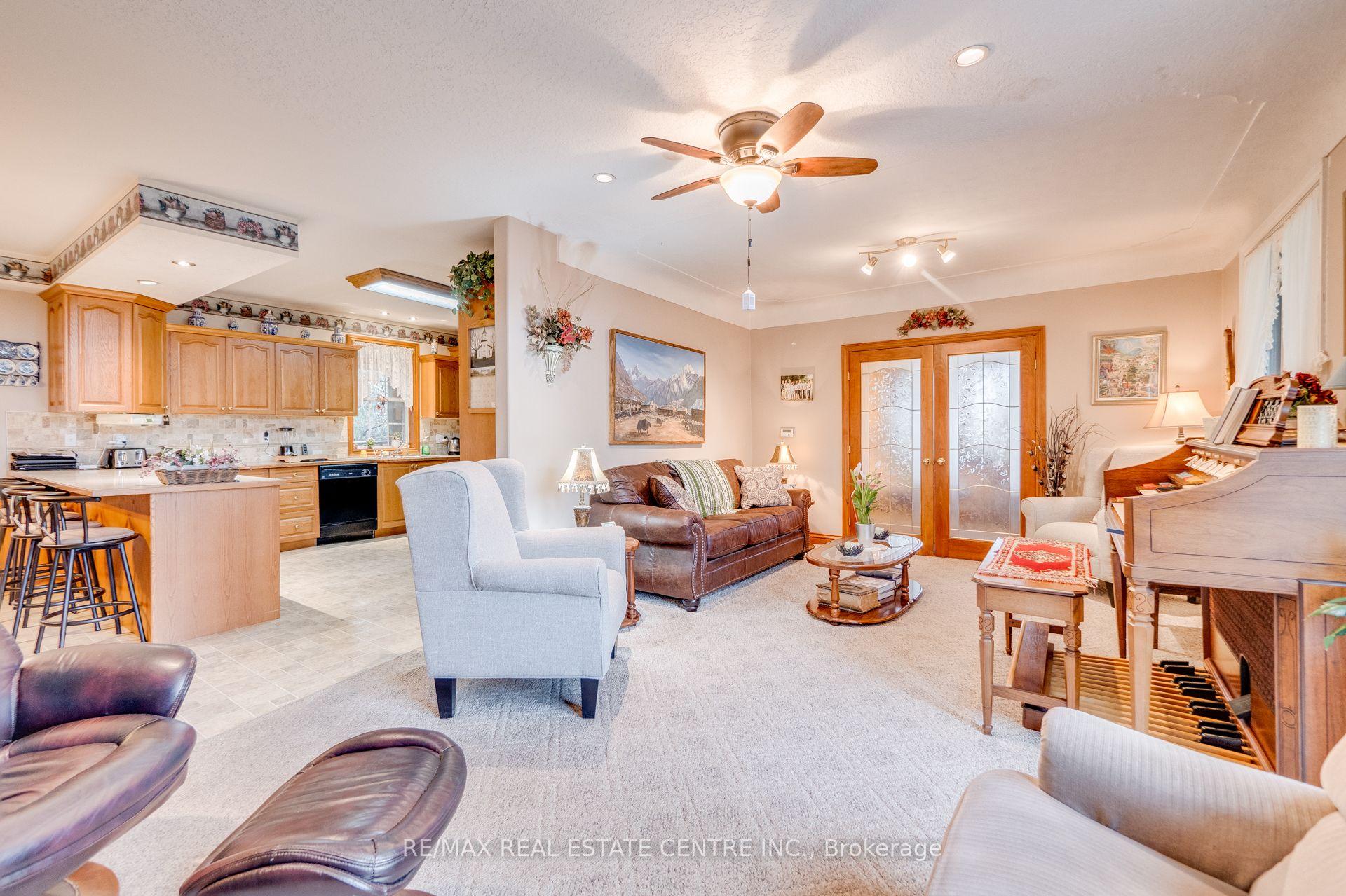 Photo 67 of 875 Safari Road, Hamilton, Rural Flamborough — HOMEH