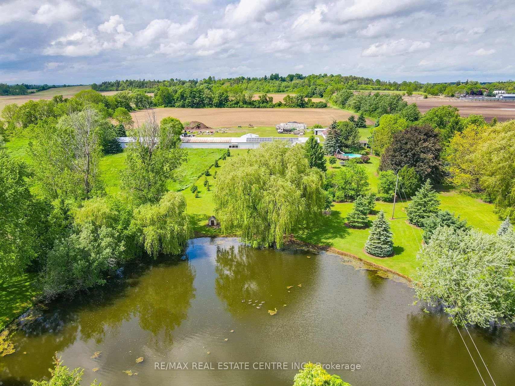 Photo 51 of 875 Safari Road, Hamilton, Rural Flamborough — HOMEH