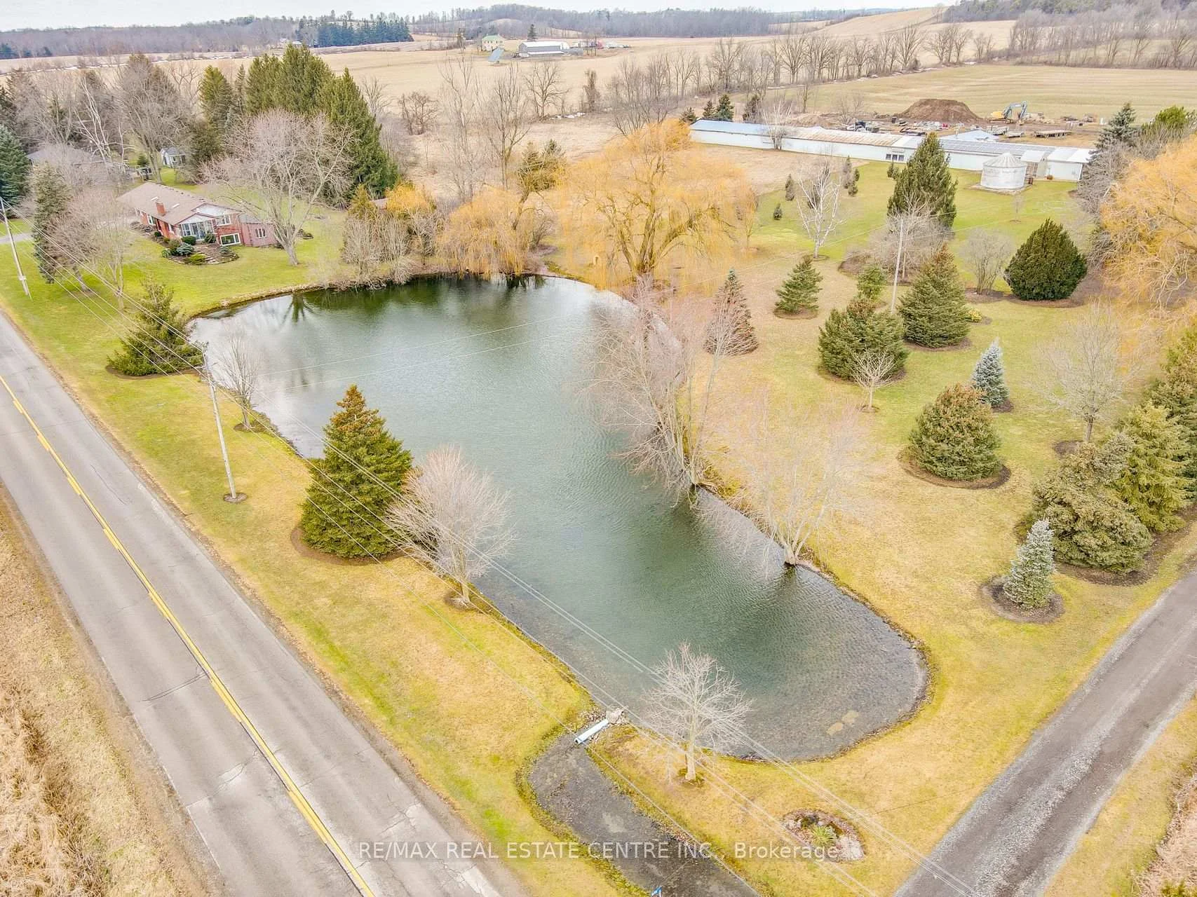 Photo 74 of 875 Safari Road, Hamilton, Rural Flamborough — HOMEH