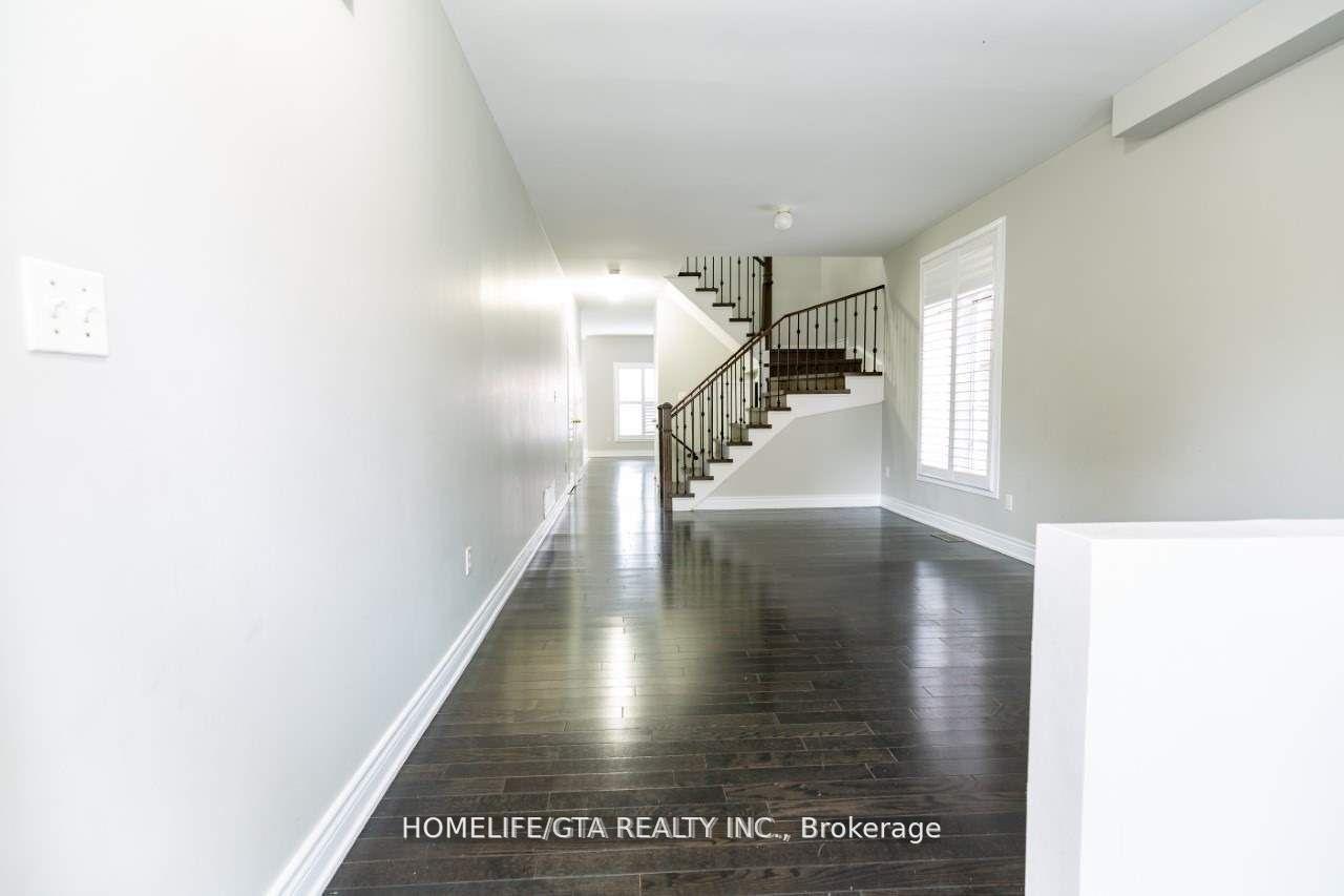Photo 4 of 154 Goldenwood Crescent, Markham, Greensborough — HOMEH