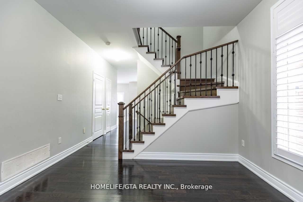 Photo 5 of 154 Goldenwood Crescent, Markham, Greensborough — HOMEH