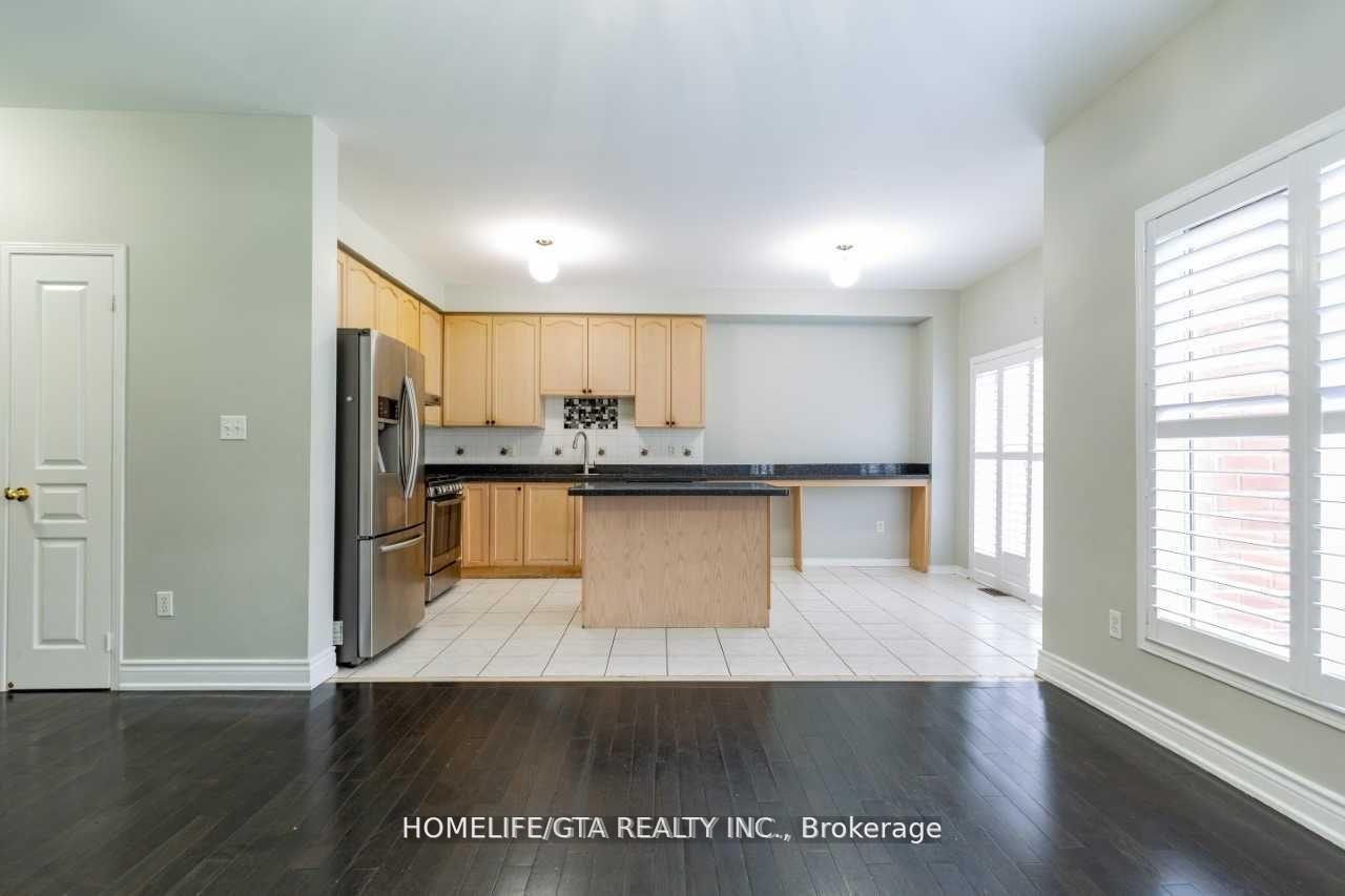 Photo 11 of 154 Goldenwood Crescent, Markham, Greensborough — HOMEH