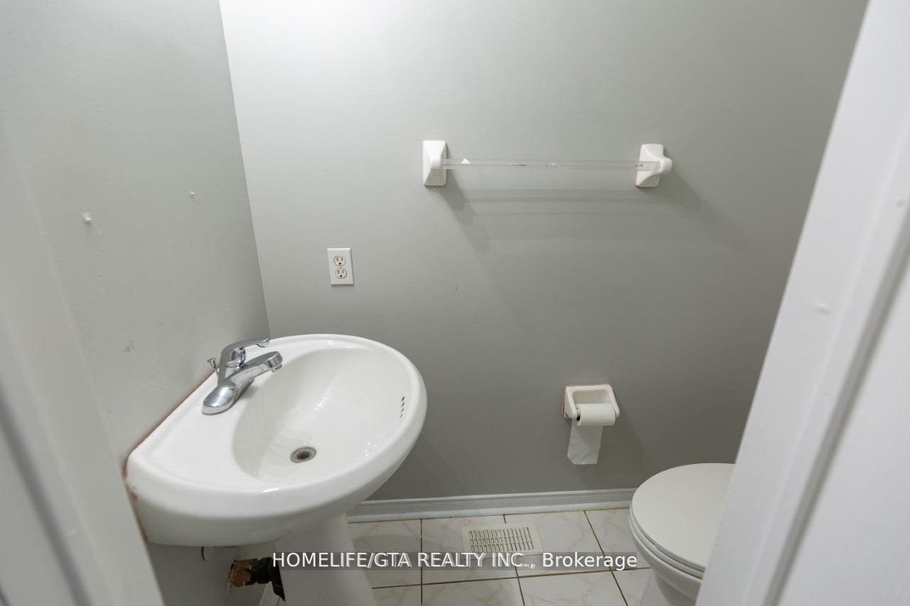 Photo 13 of 154 Goldenwood Crescent, Markham, Greensborough — HOMEH
