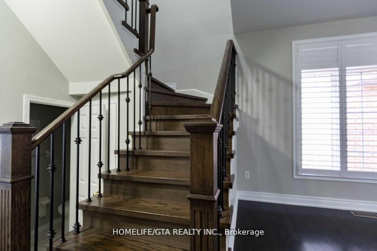 Photo 14 of 154 Goldenwood Crescent, Markham, Greensborough — HOMEH