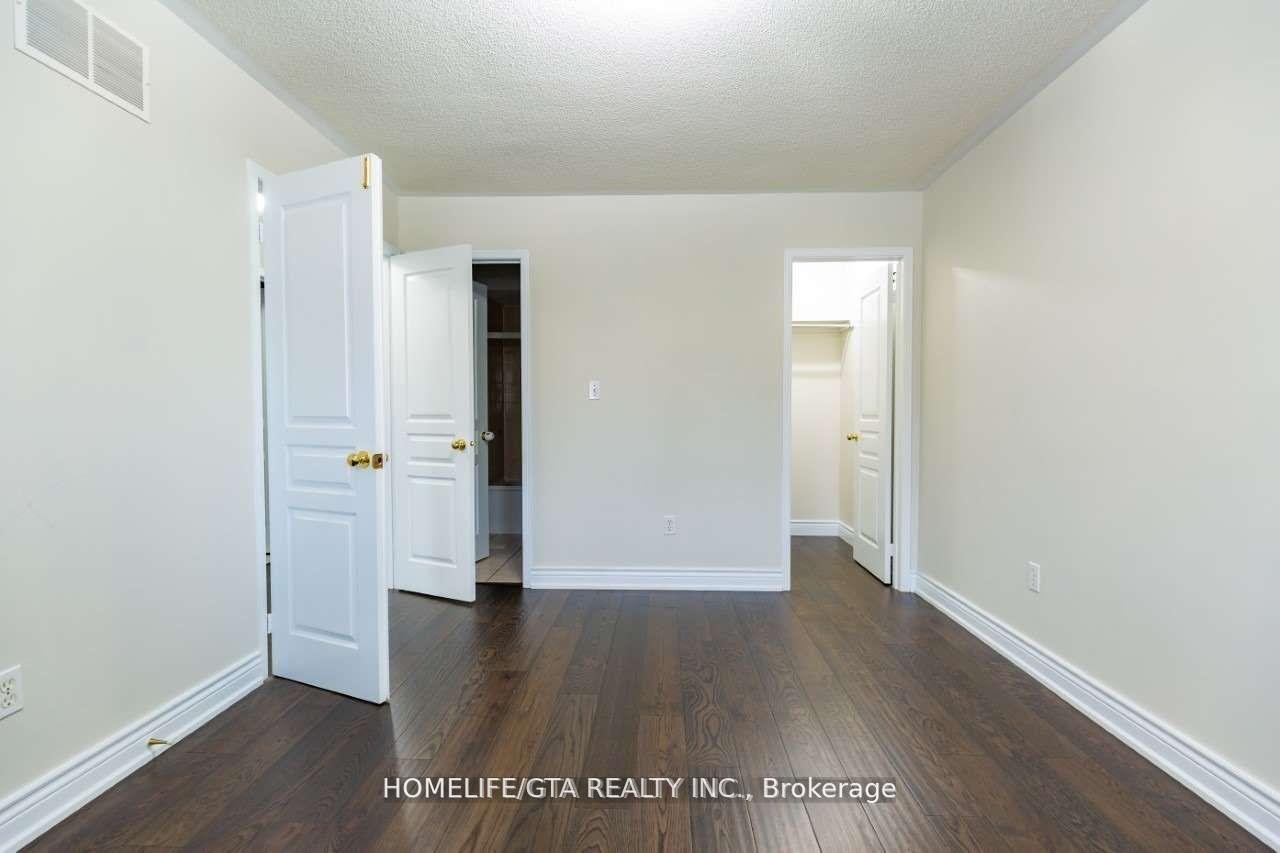 Photo 16 of 154 Goldenwood Crescent, Markham, Greensborough — HOMEH