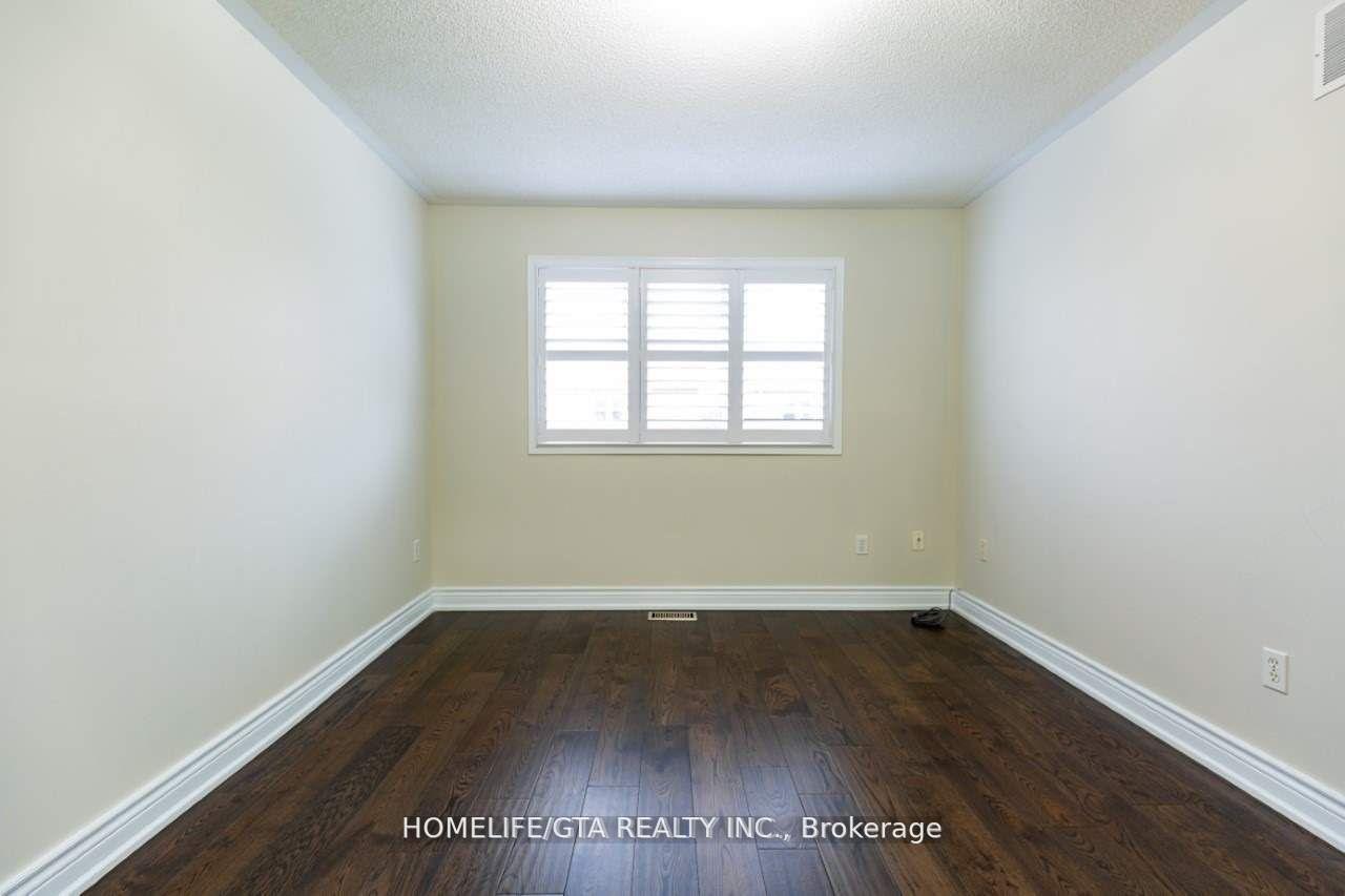Photo 17 of 154 Goldenwood Crescent, Markham, Greensborough — HOMEH