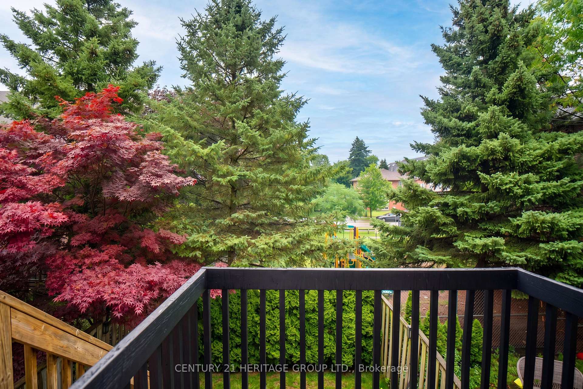 Photo 8 of 9-2 Skeens Lane, Etobicoke, Long Branch — HOMEH