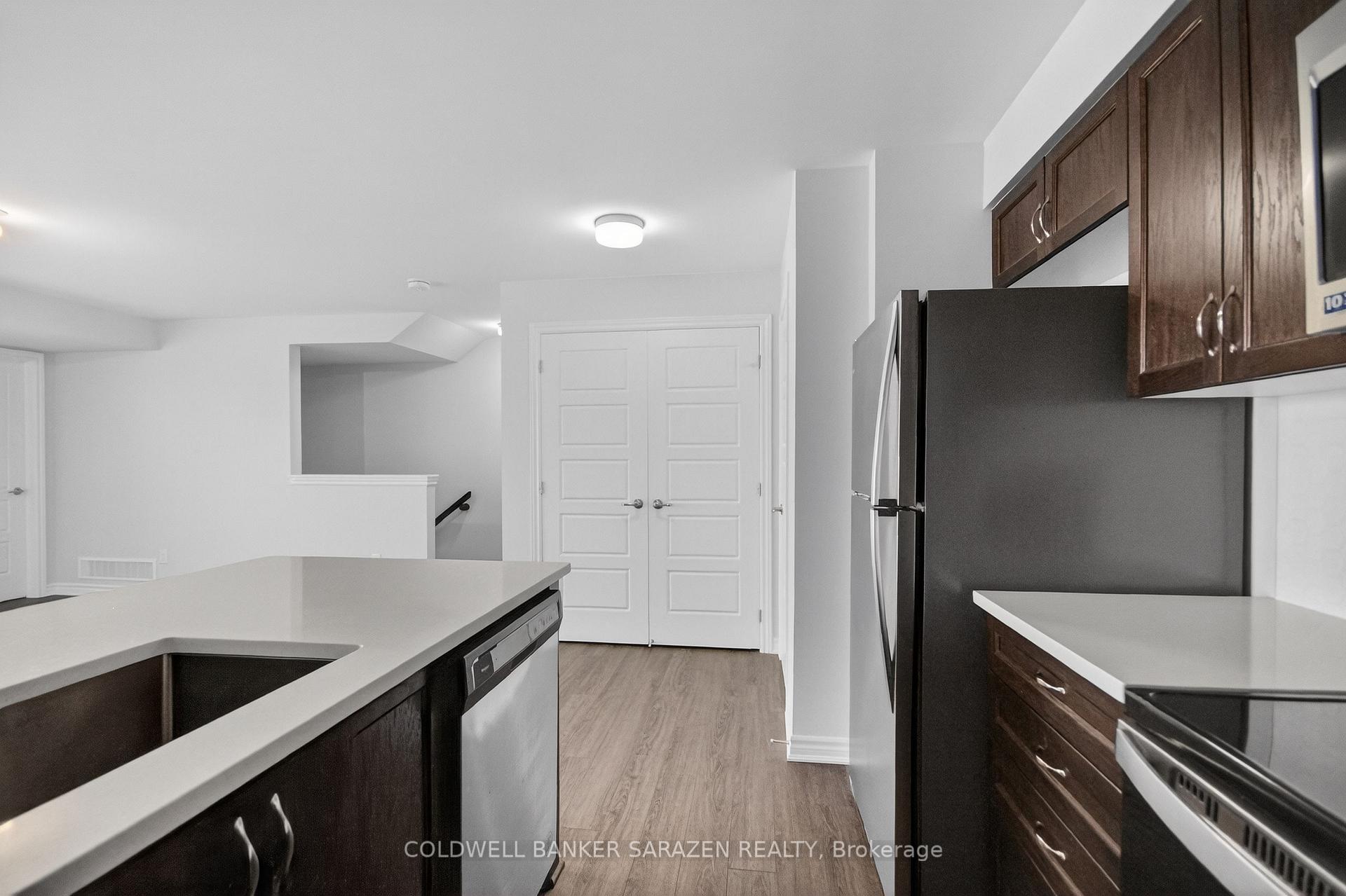 Photo 16 of 218 Pilot Private, Ottawa, Kanata - Emerald Meadows/Trailwest — HOMEH