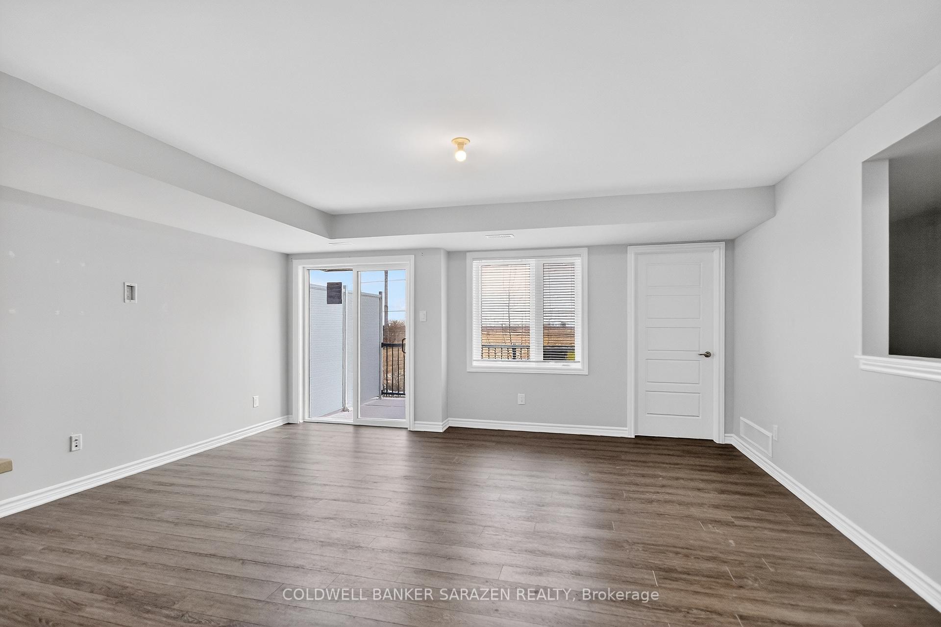 Photo 5 of 218 Pilot Private, Ottawa, Kanata - Emerald Meadows/Trailwest — HOMEH