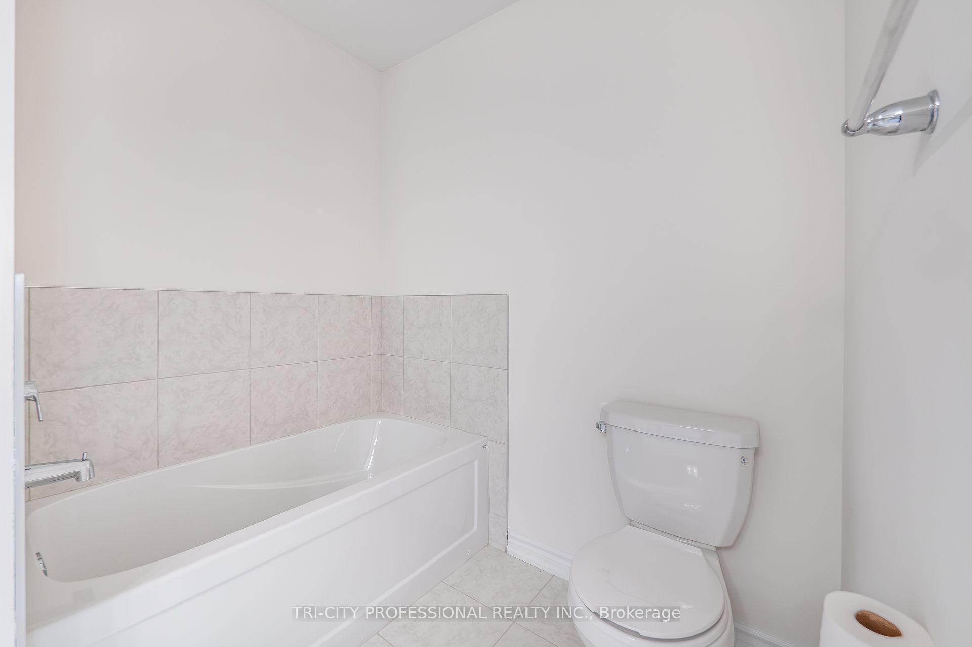 Photo 31 of 28 Bowery Road, Brantford, Northwest Industrial Park — HOMEH
