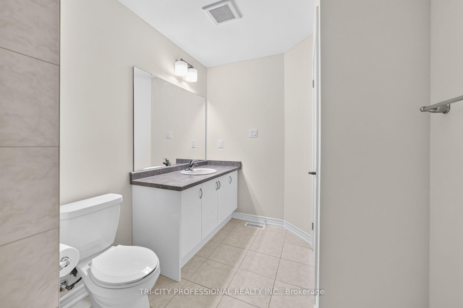 Photo 39 of 28 Bowery Road, Brantford, Northwest Industrial Park — HOMEH