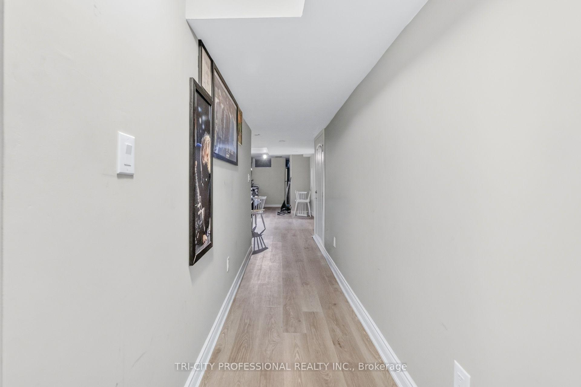 Photo 42 of 28 Bowery Road, Brantford, Northwest Industrial Park — HOMEH