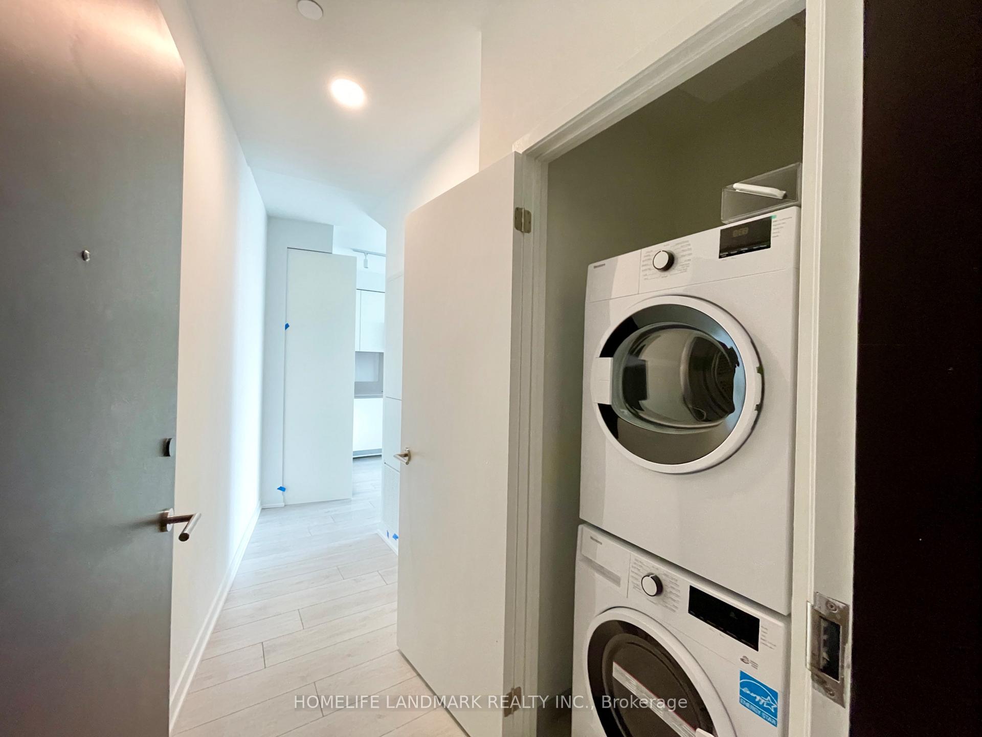 Photo 4 of Unit 3101, 39 Mary Street, Barrie, City Centre — HOMEH