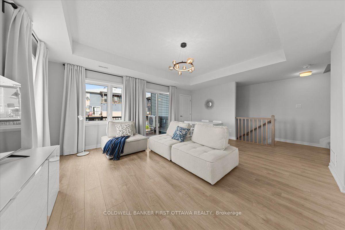 Photo 11 of 210 Parnian Private, Ottawa, Barrhaven - Half Moon Bay — HOMEH