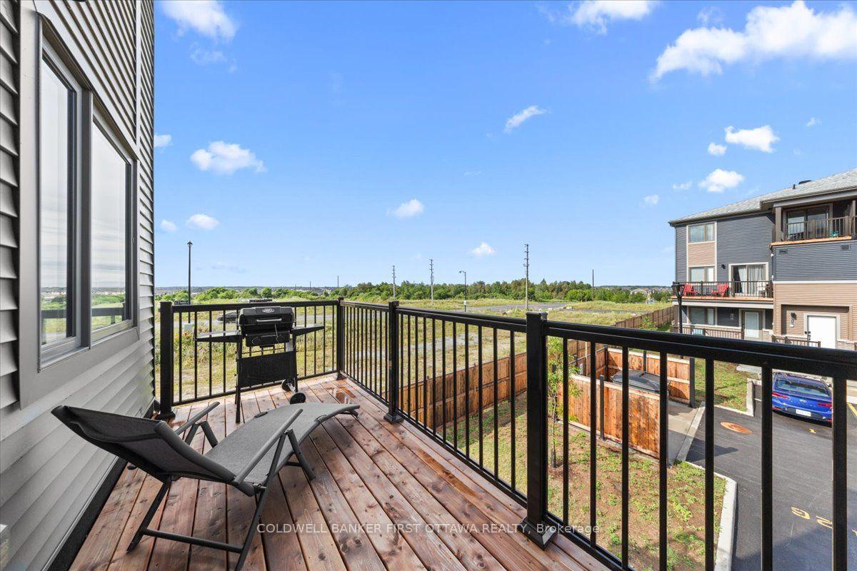 Photo 16 of 210 Parnian Private, Ottawa, Barrhaven - Half Moon Bay — HOMEH