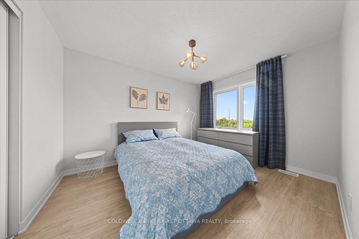 Photo 18 of 210 Parnian Private, Ottawa, Barrhaven - Half Moon Bay — HOMEH