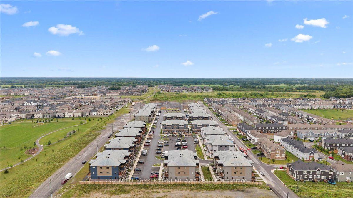 Photo 29 of 210 Parnian Private, Ottawa, Barrhaven - Half Moon Bay — HOMEH