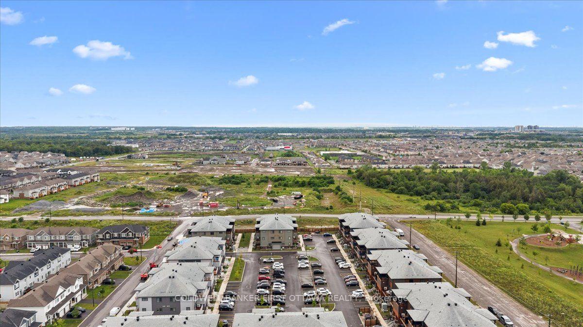 Photo 32 of 210 Parnian Private, Ottawa, Barrhaven - Half Moon Bay — HOMEH