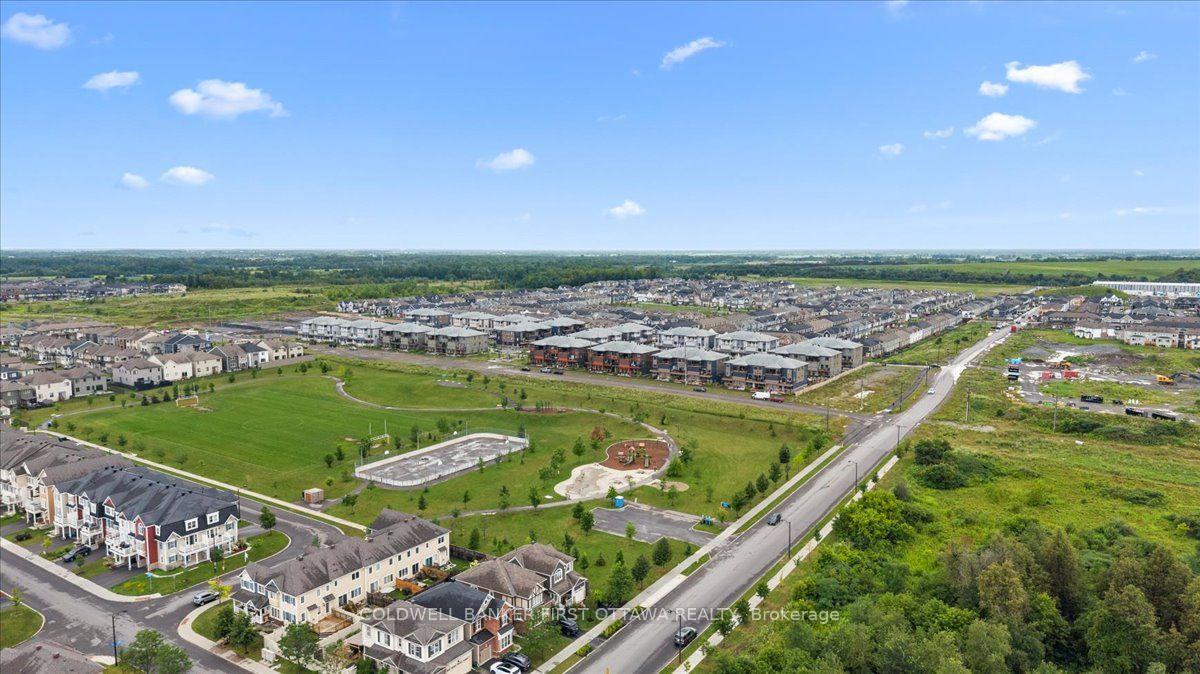 Photo 34 of 210 Parnian Private, Ottawa, Barrhaven - Half Moon Bay — HOMEH