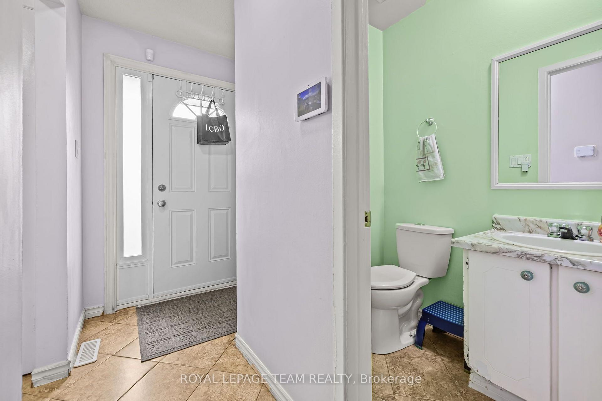 Photo 5 of 11E Foxhill Way, Ottawa, Barrhaven - Knollsbrook — HOMEH