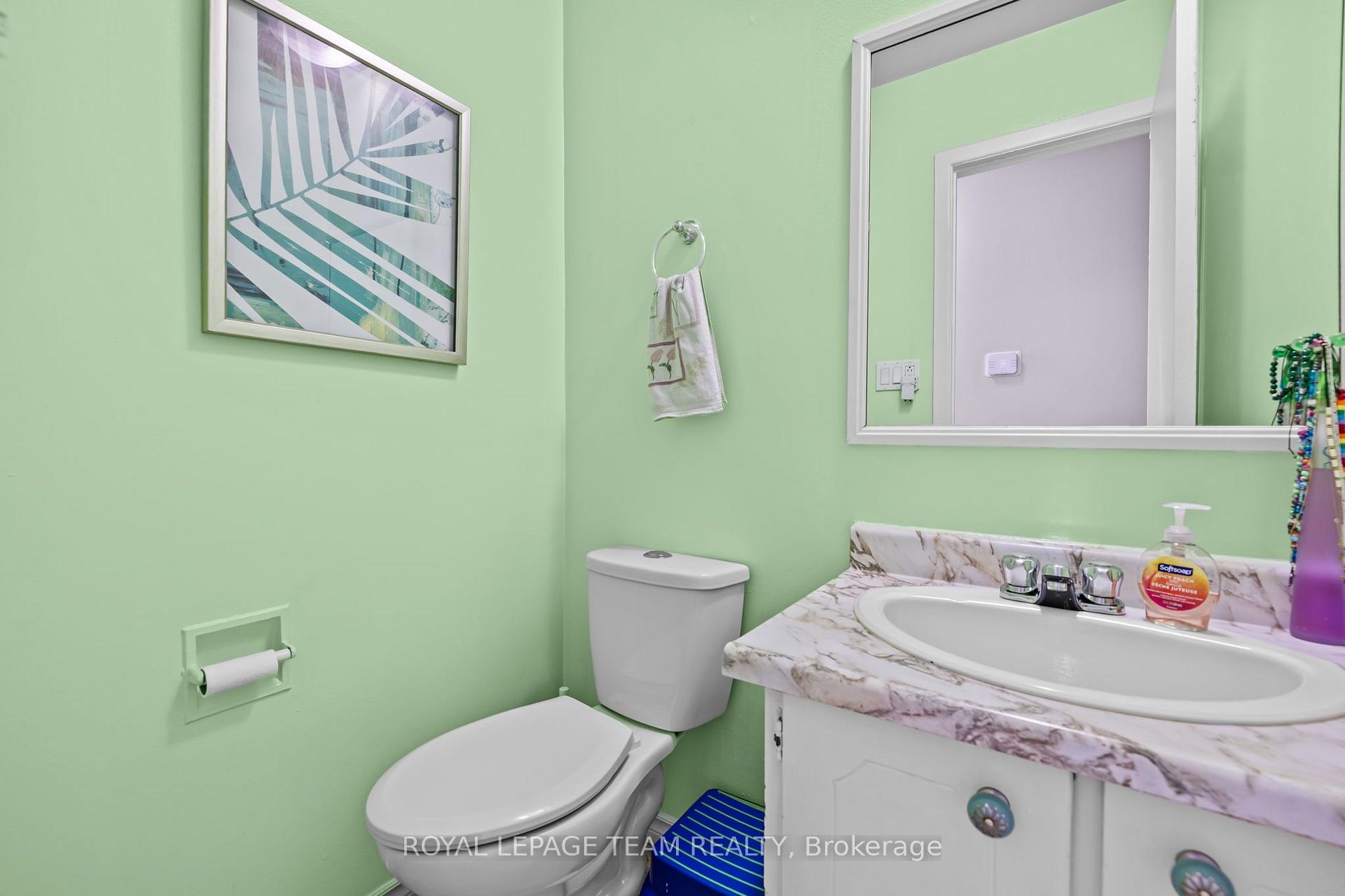 Photo 35 of 11E Foxhill Way, Ottawa, Barrhaven - Knollsbrook — HOMEH