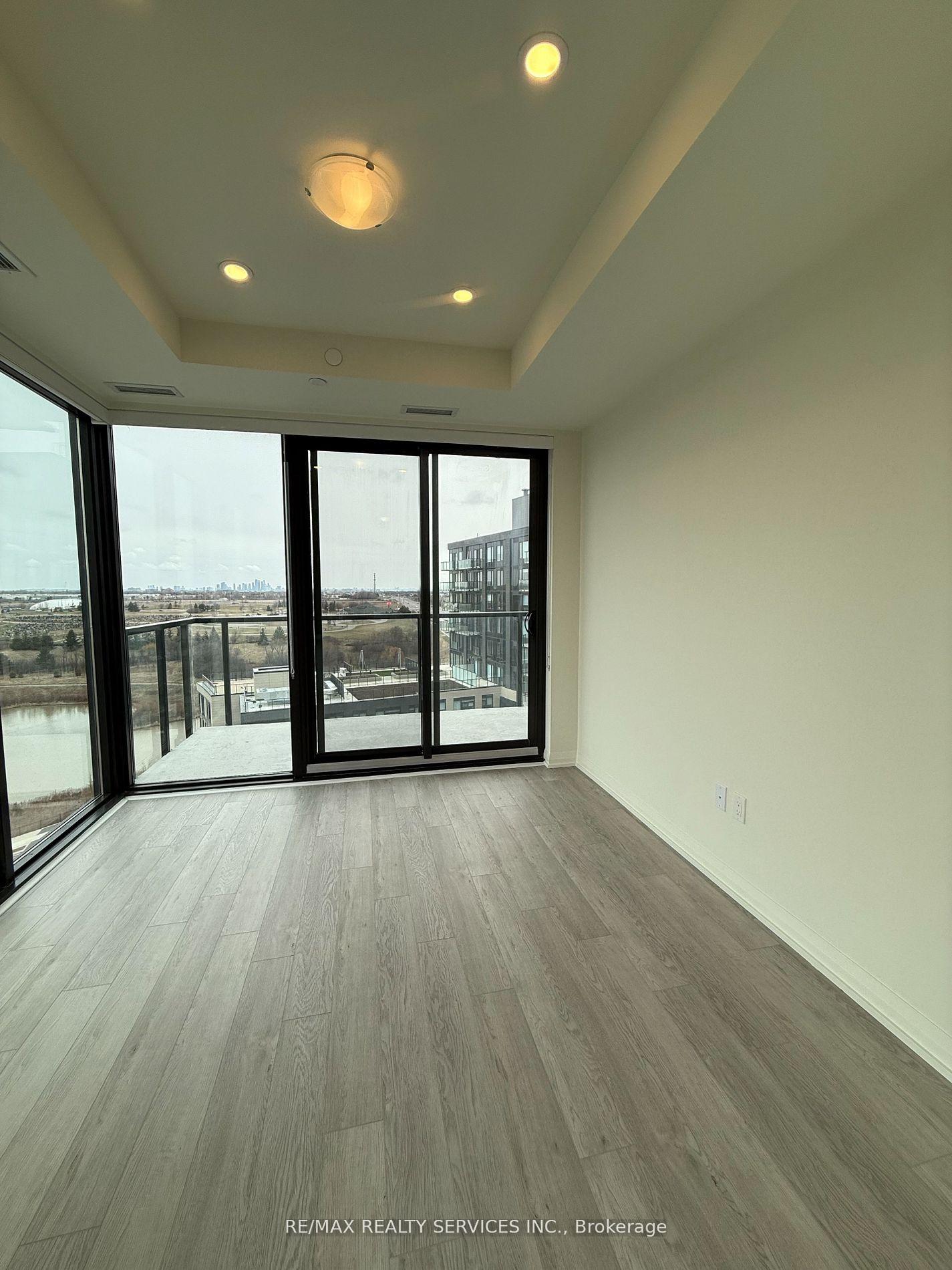 Photo 8 of Unit 1112, 3006 William Cutmore Boulevard, Oakville, Joshua Meadows — HOMEH