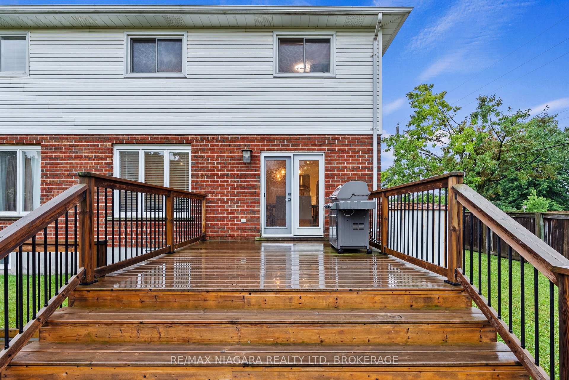 Photo 6 of 7583 Monastery Drive, Niagara Falls, Mt. Carmel — HOMEH