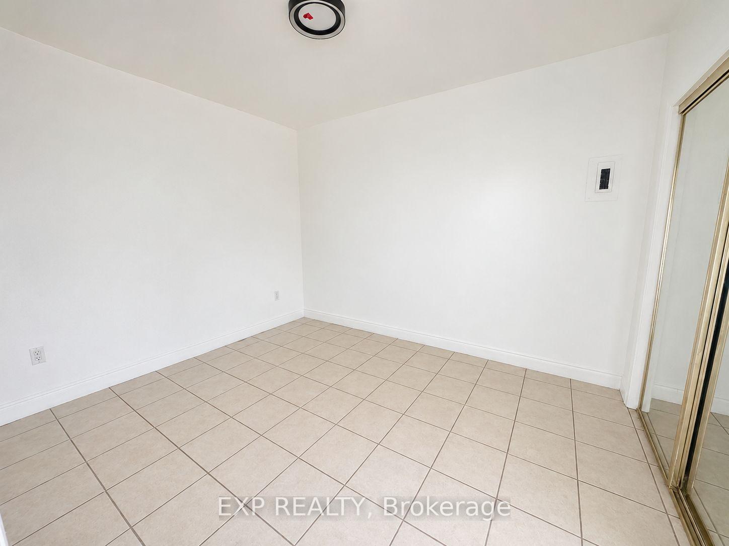 Photo 2 of Unit 2, 41 Geneva Street, St. Catharines, Downtown — HOMEH
