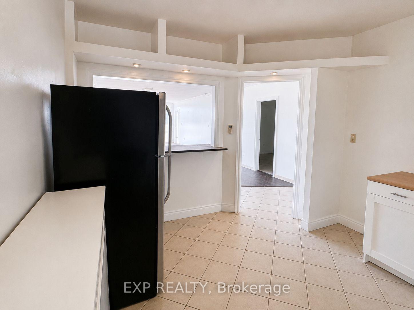 Photo 4 of Unit 2, 41 Geneva Street, St. Catharines, Downtown — HOMEH