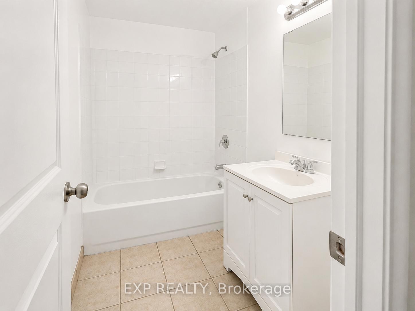 Photo 8 of Unit 2, 41 Geneva Street, St. Catharines, Downtown — HOMEH