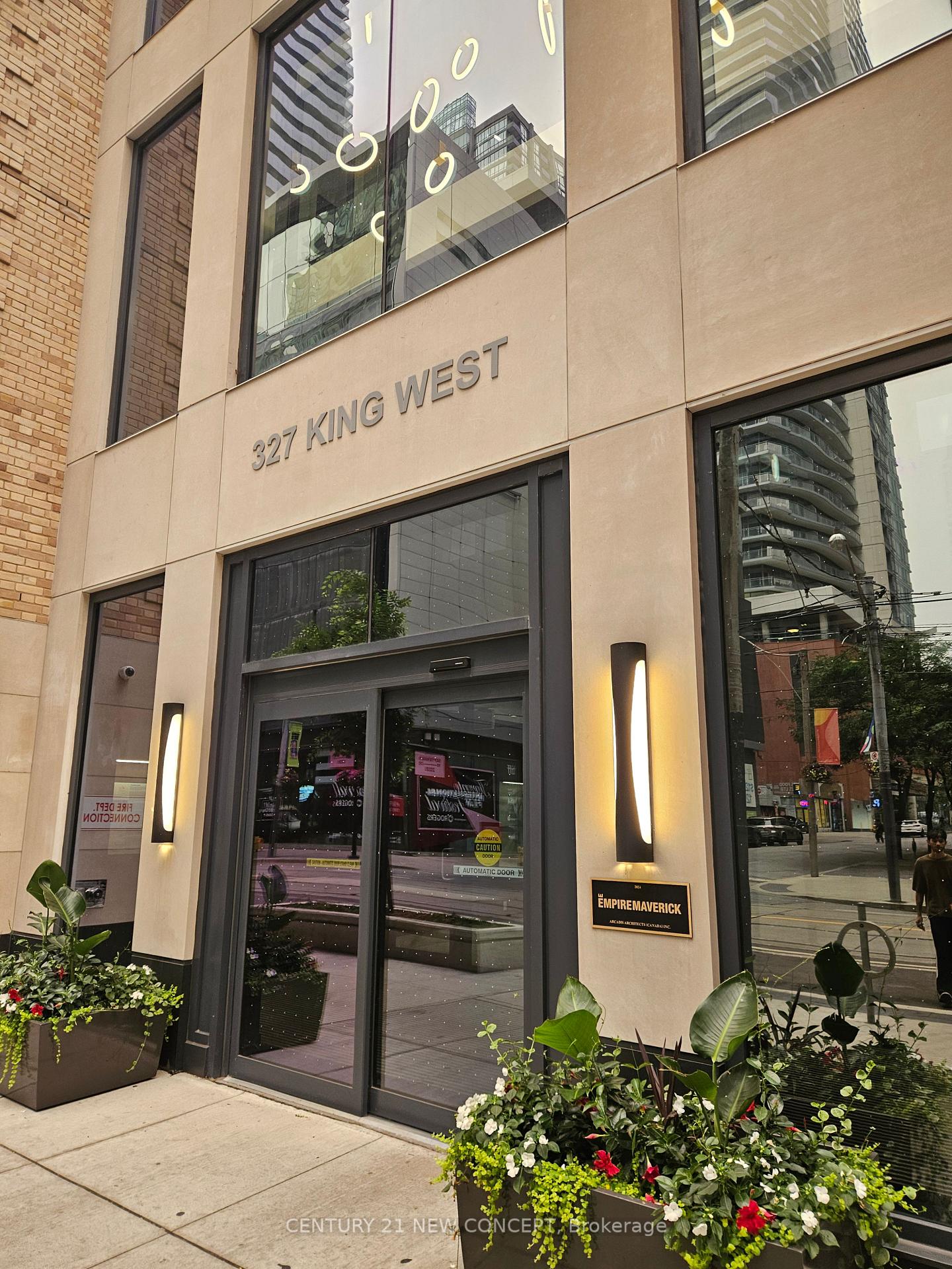 Photo 1 of Unit 1502, 327 King Street W, Toronto, Waterfront Communities — HOMEH