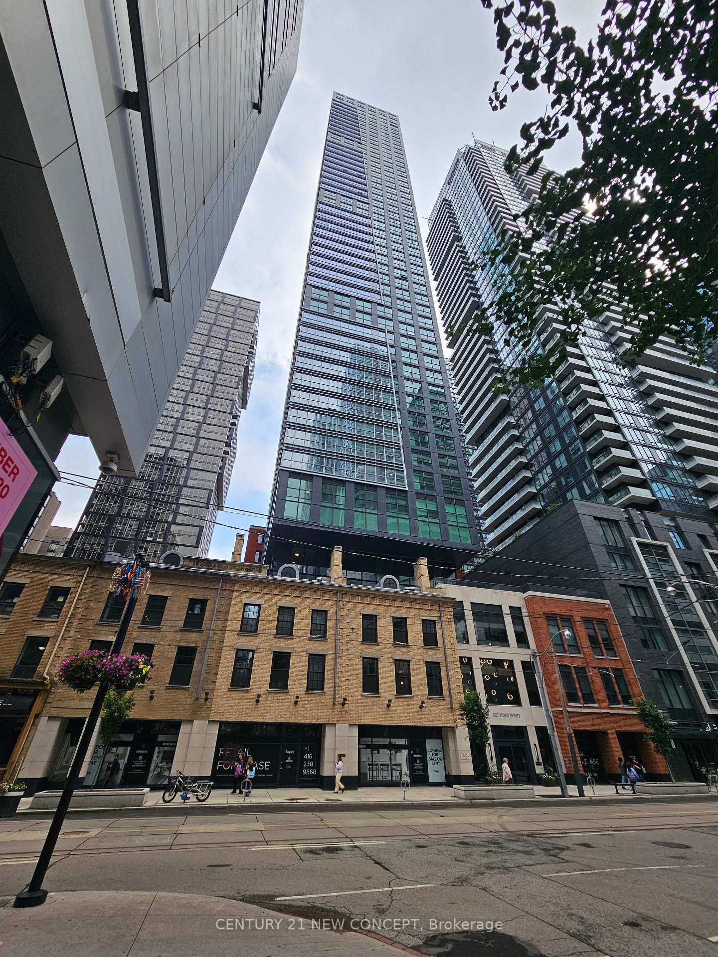 Photo 2 of Unit 1502, 327 King Street W, Toronto, Waterfront Communities — HOMEH