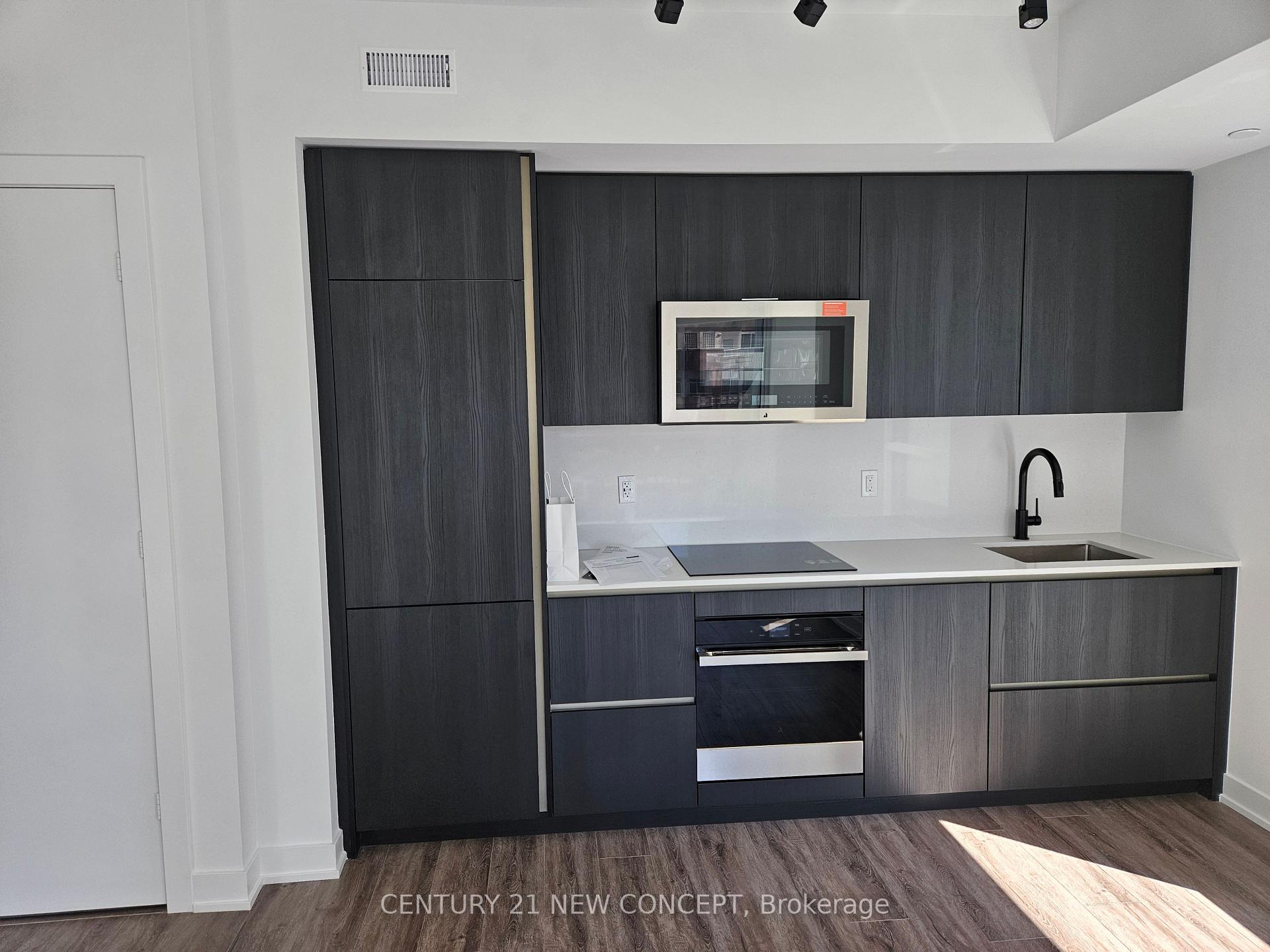 Photo 4 of Unit 1502, 327 King Street W, Toronto, Waterfront Communities — HOMEH