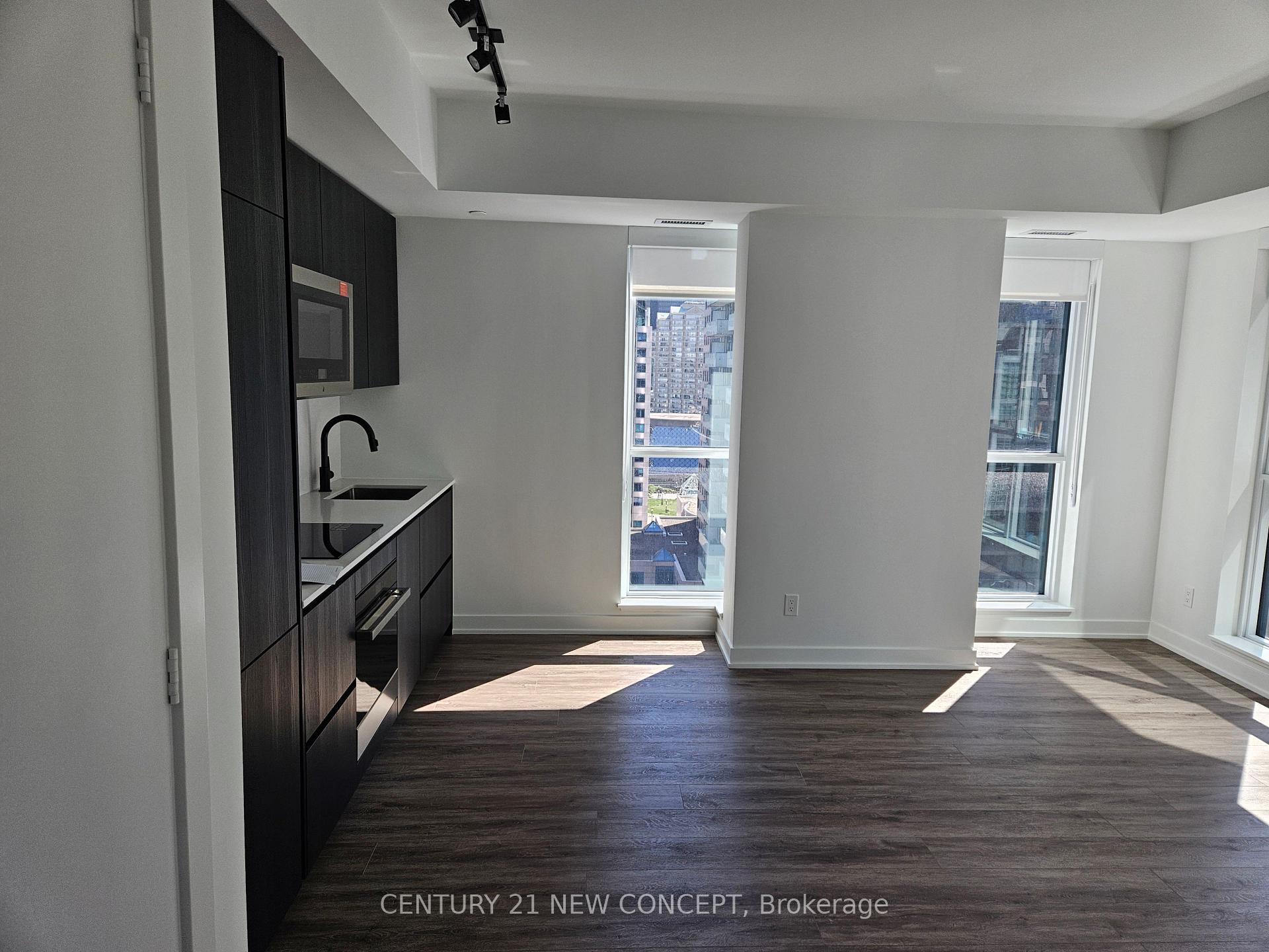 Photo 5 of Unit 1502, 327 King Street W, Toronto, Waterfront Communities — HOMEH