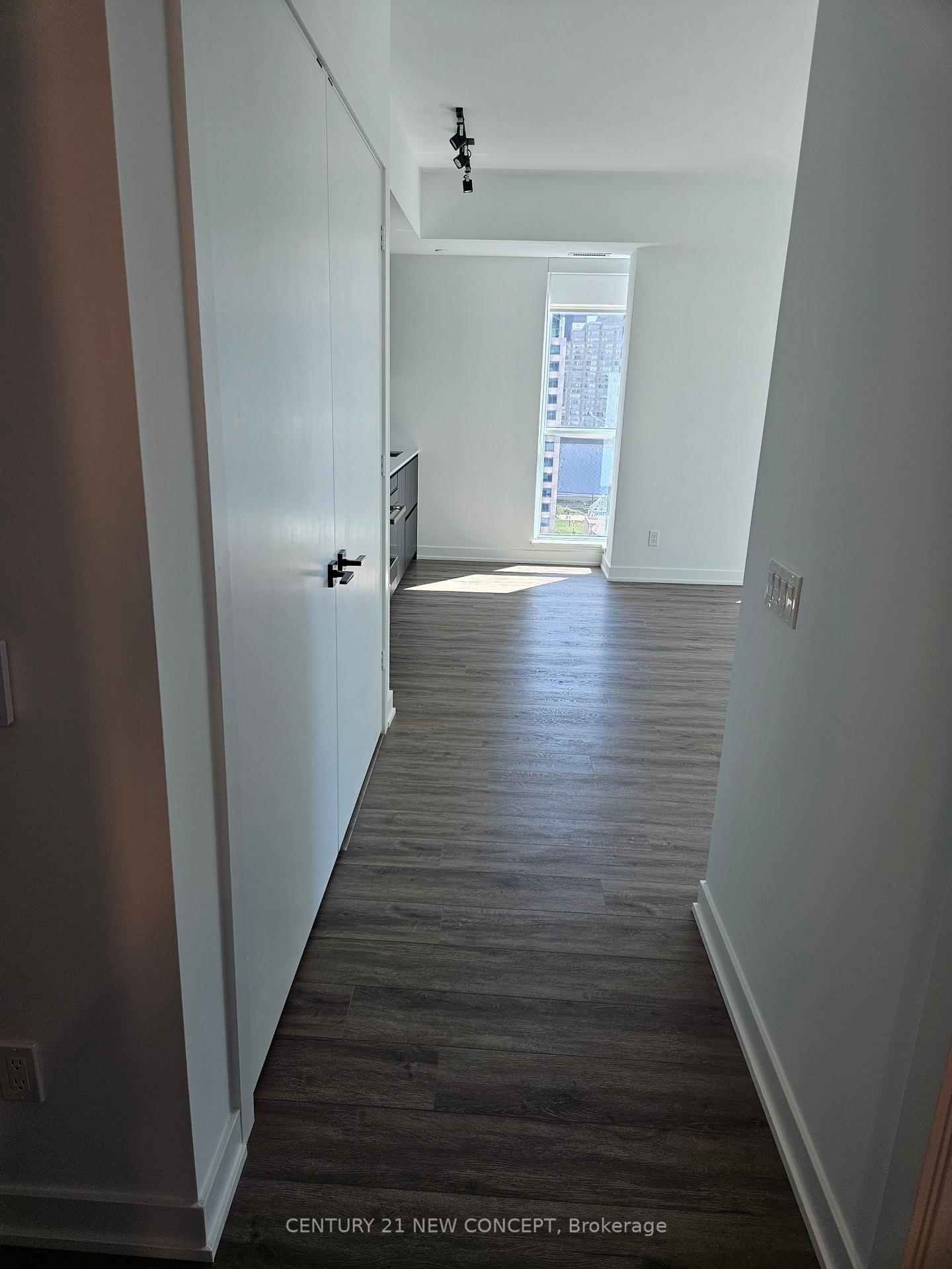 Photo 6 of Unit 1502, 327 King Street W, Toronto, Waterfront Communities — HOMEH