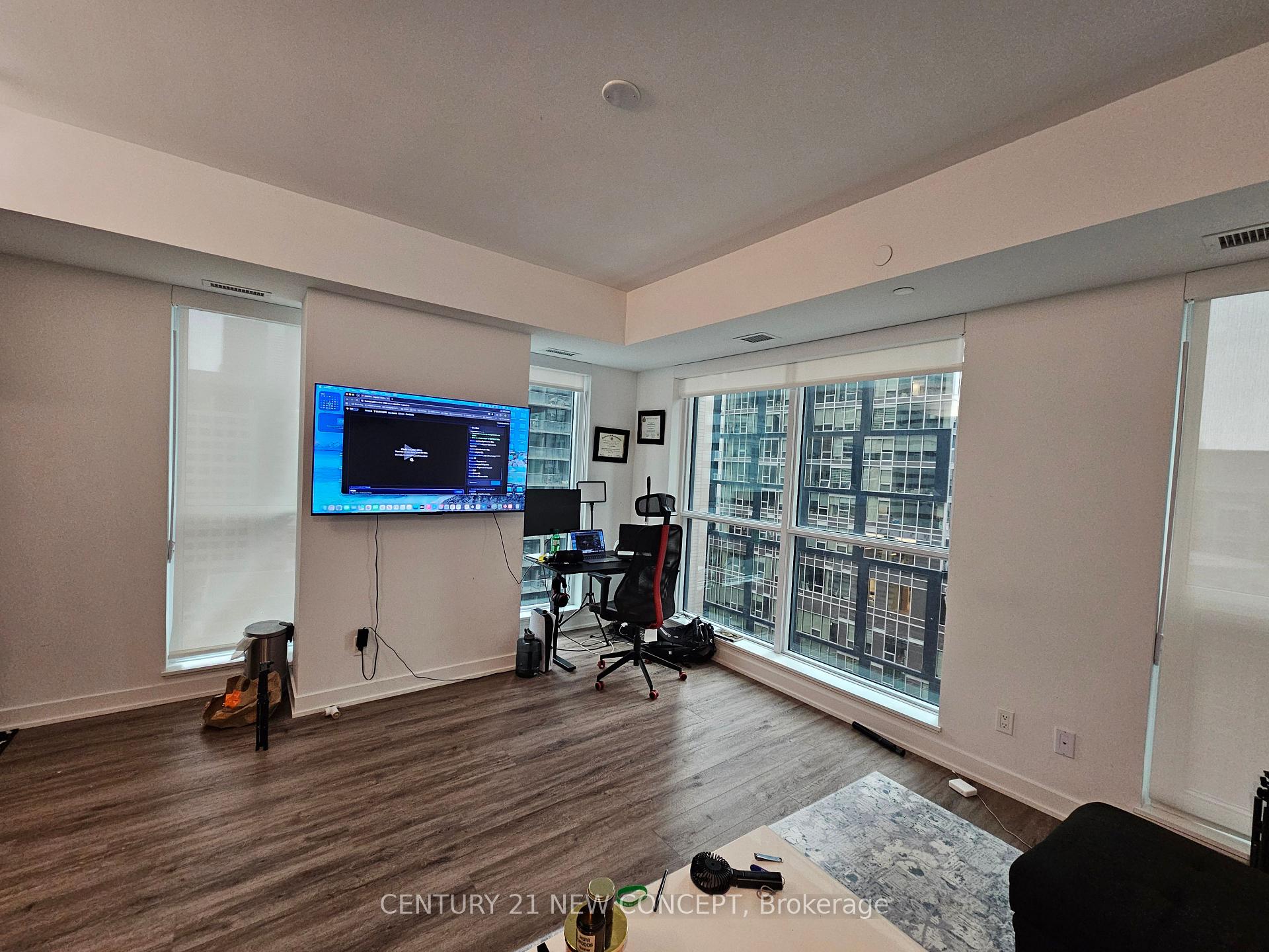 Photo 14 of Unit 1502, 327 King Street W, Toronto, Waterfront Communities — HOMEH
